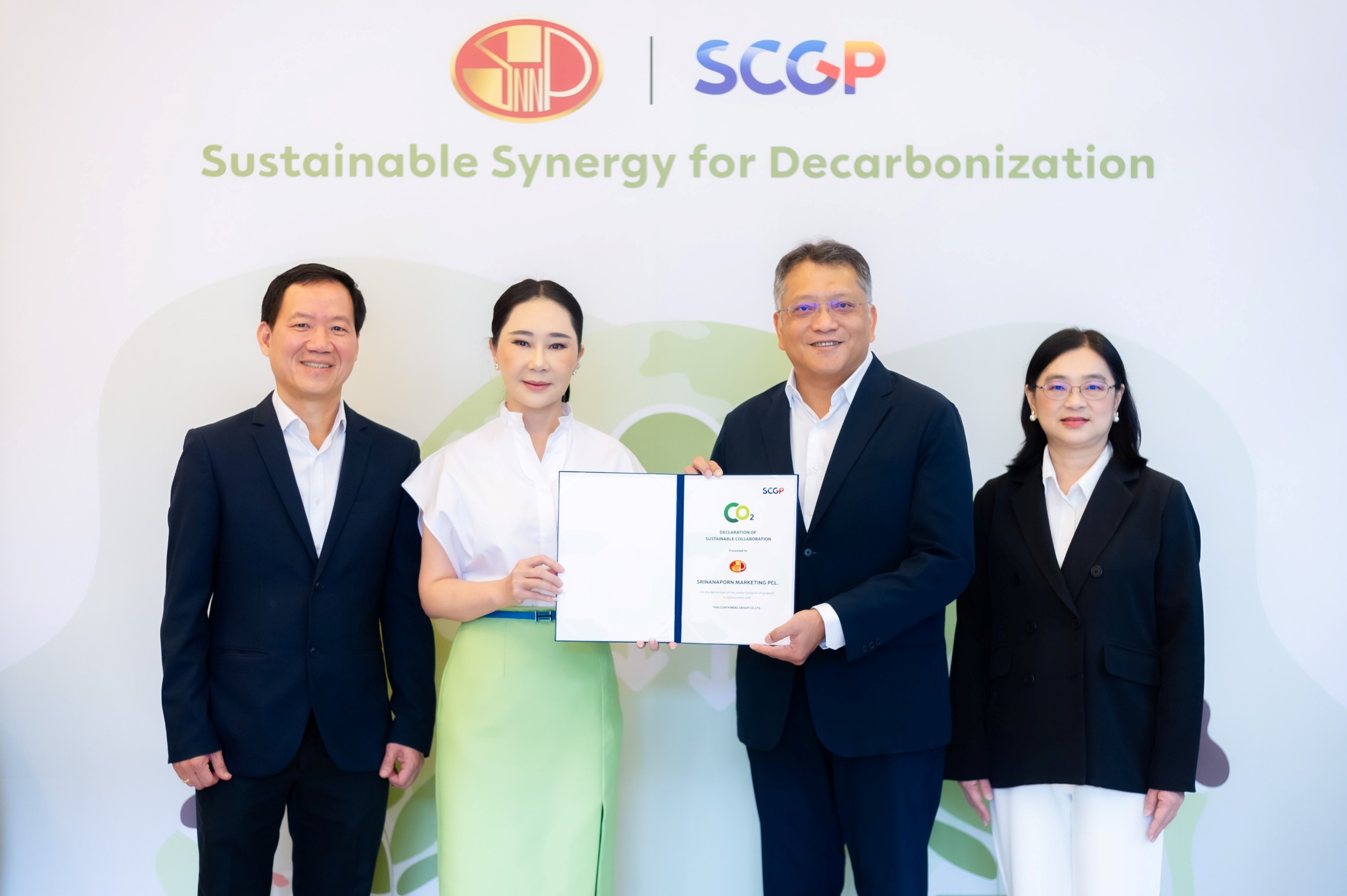 SNNP จับมือ SCGP ยกระดับบรรจุภัณฑ์ติดฉลากคาร์บอนฟุตพริ้นท์ หนุนเติบโตยั่งยืน