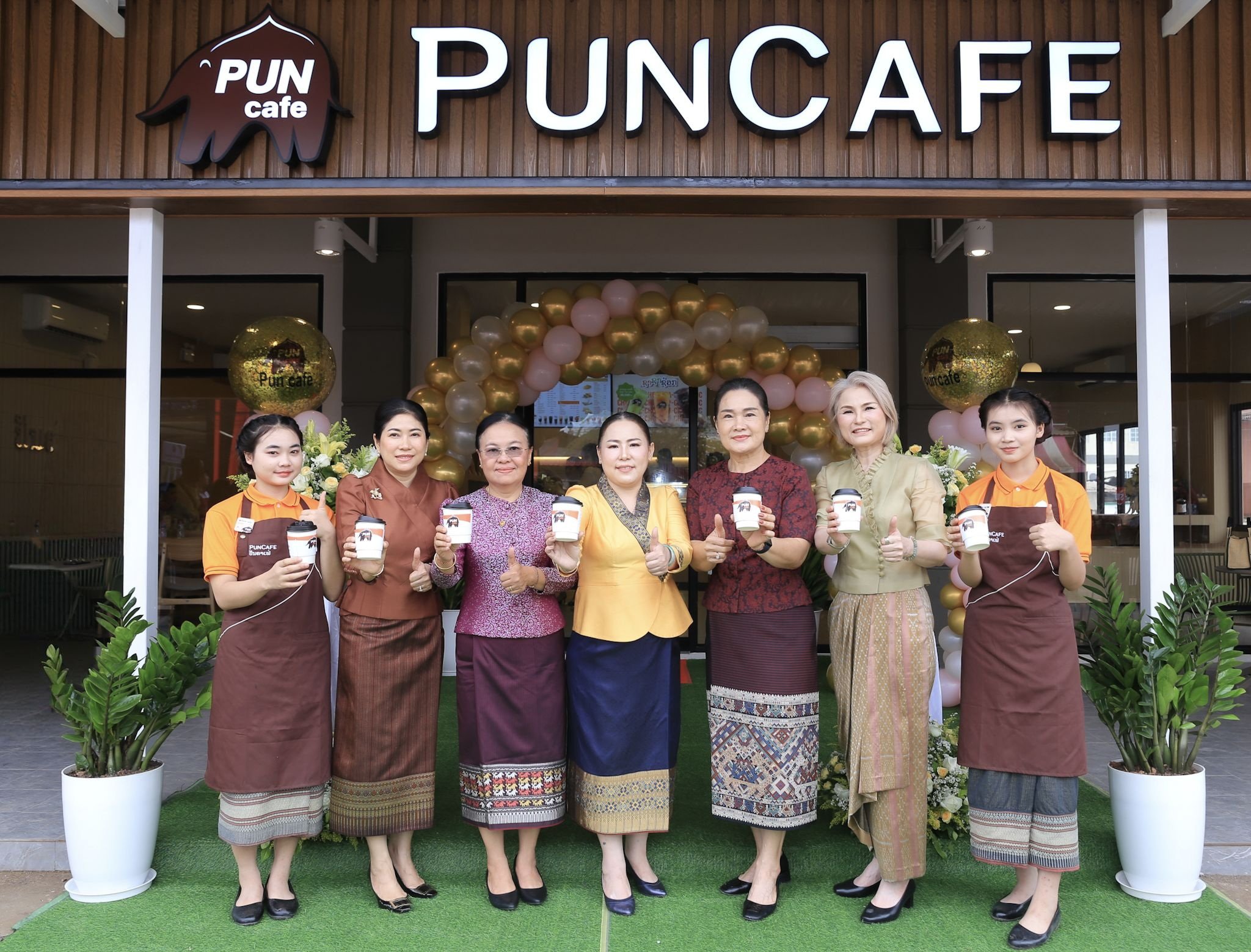 พันธุ์ไทย เดินหน้าขยายตลาด สปป.ลาว ผุด ปันคาเฟ่ สาขาใหม่ ดันยอดขายโต 2 เท่า ตั้งเป้าเปิดอีก 4 สาขาในปีนี้