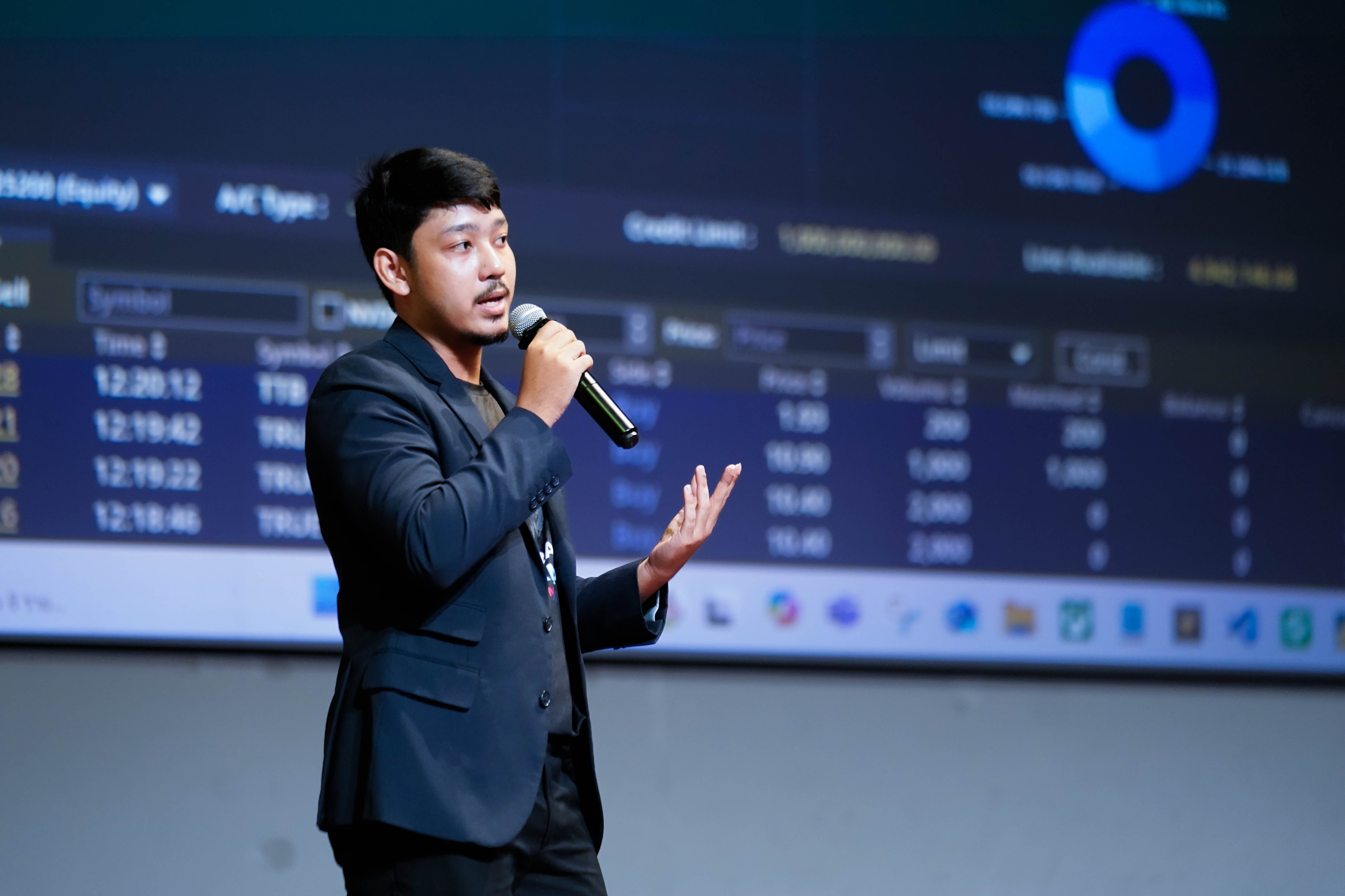 KGI บรรยายให้ความรู้ในหัวข้อ “KGI Trading Challenge”   ให้กับนักศึกษาคณะวิศวกรรมศาสตร์ สถาบันเทคโนโลยีพระจอมเกล้าเจ้าคุณทหารลาดกระบัง
