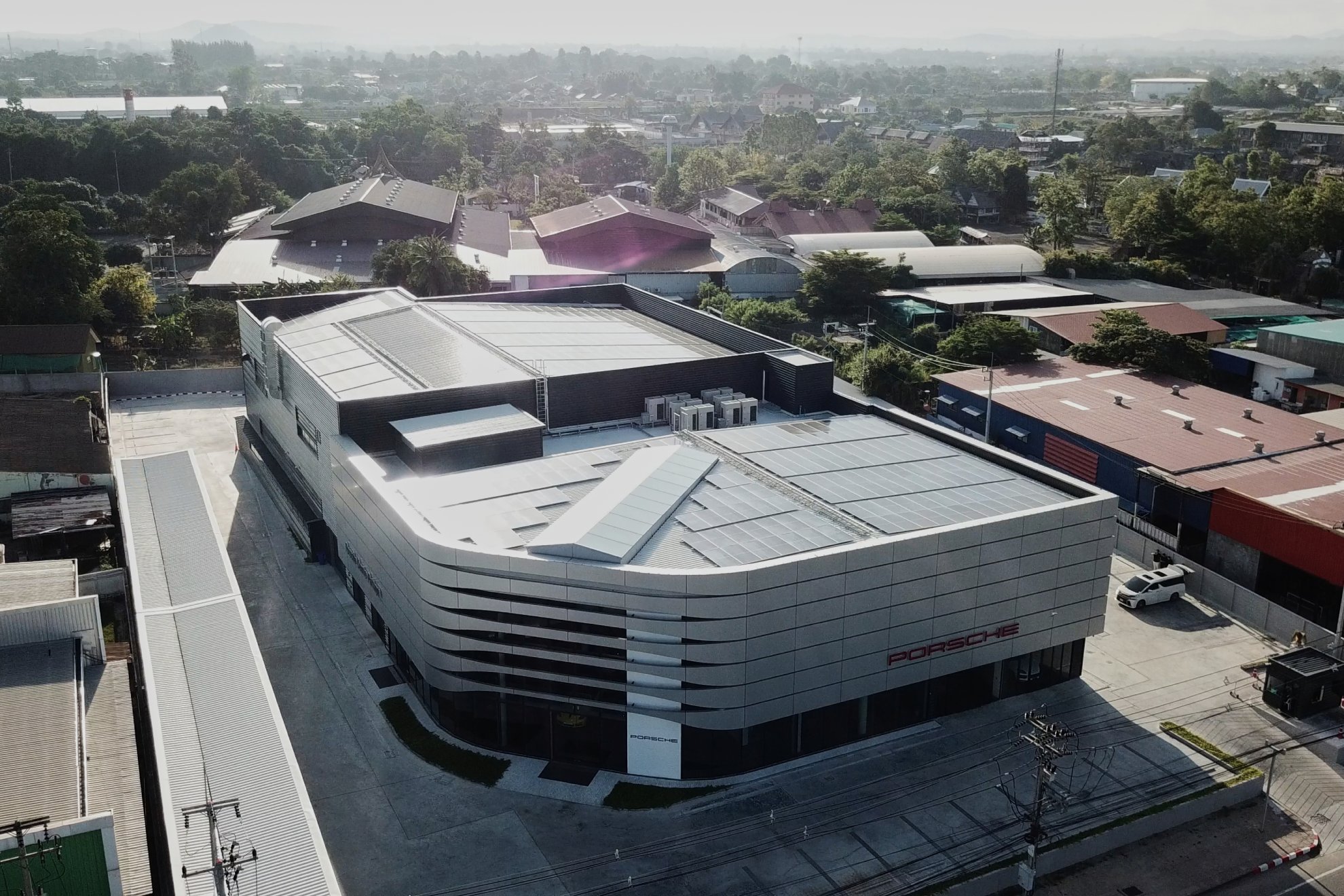 ปอร์เช่ ประเทศไทย ร่วมกับ ONNEX by SCG สร้างมาตรฐานใหม่ด้านความยั่งยืน คว้า LEED Gold