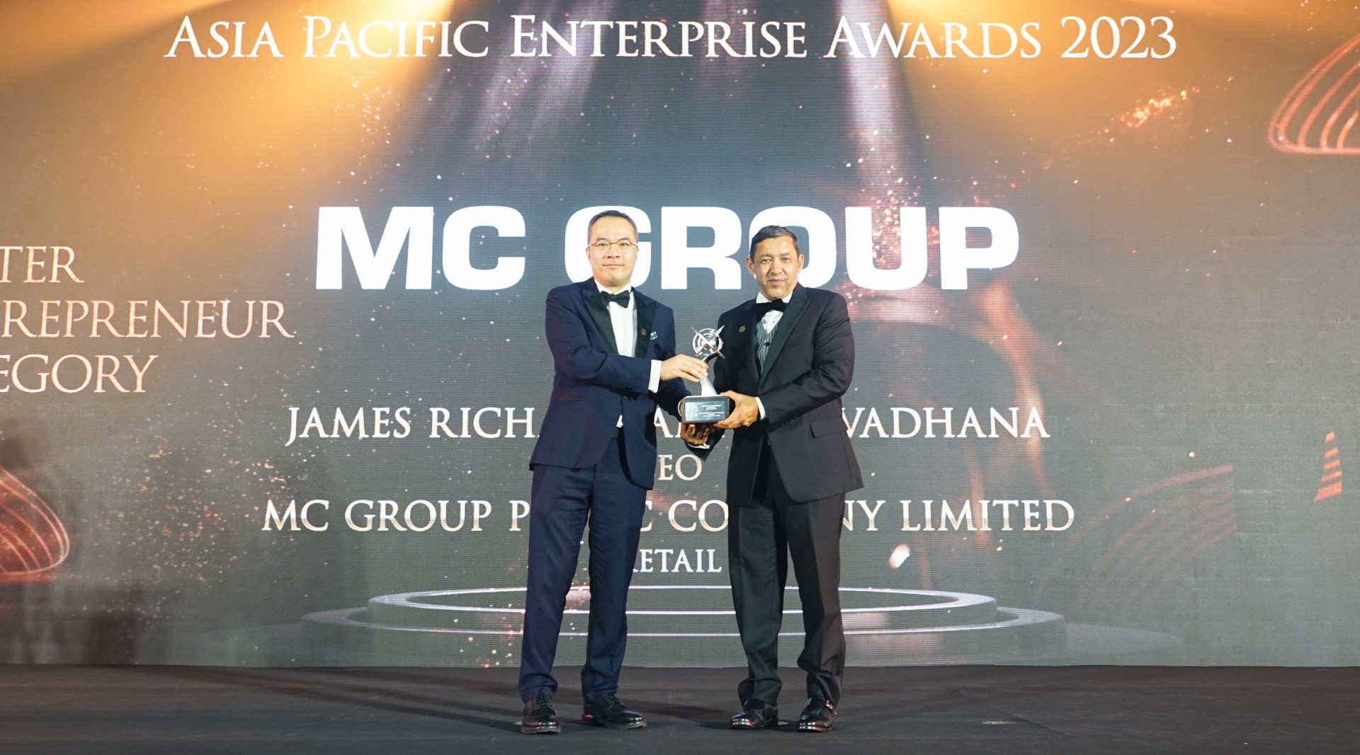 MC คว้ารางวัลใหญ่ระดับเอเชีย Master Entrepreneur Award จาก APEA 2023