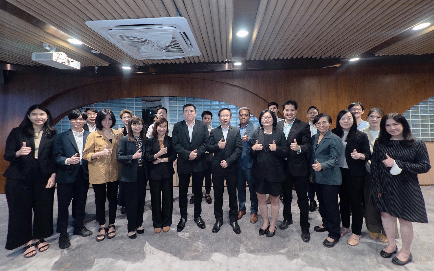 STX_240402_photo_ร่วมงาน Analyst meeting.jpg