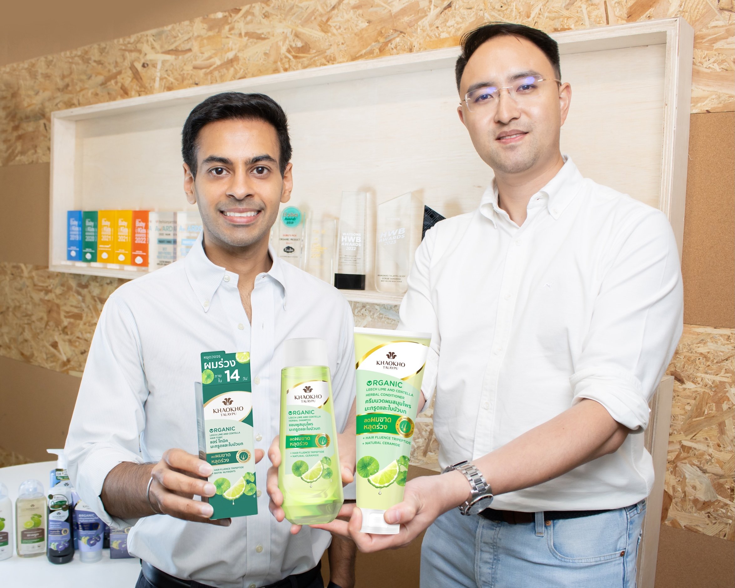 ส่อง 2 SME ไอเดียแจ๋วในร้านเซเว่นฯ  “แฮร์โทนิคลดผมร่วง เขาค้อทะเลภู – สับปะรดกวนกะทิสด นายจอม” ต่อยอดภูมิปัญญาไทย