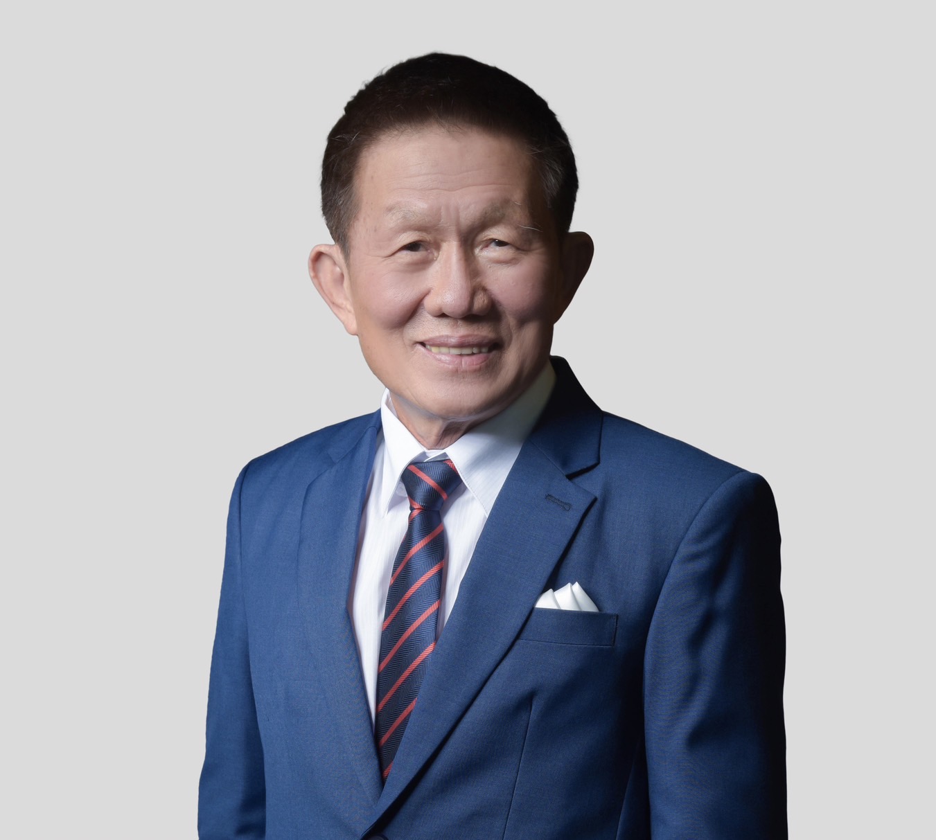 คุณประกิต ประสิทธิ์ศุภผล (แนวนอน).jpg