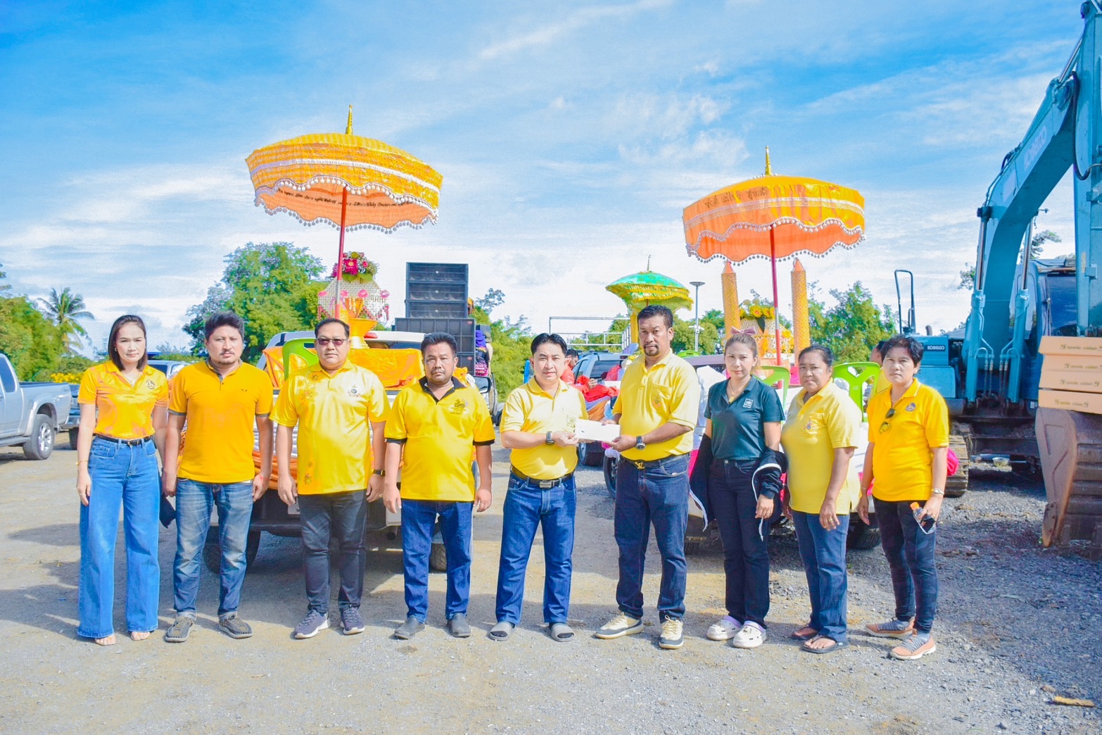 AGE ร่วมสนับสนุนประเพณีแห่เทียนพรรษา ชมรมกำนัน ผู้ใหญ่บ้านตำบลแม่ลา เนื่องในเทศกาลวันเข้าพรรษา ประจำปี 2567
