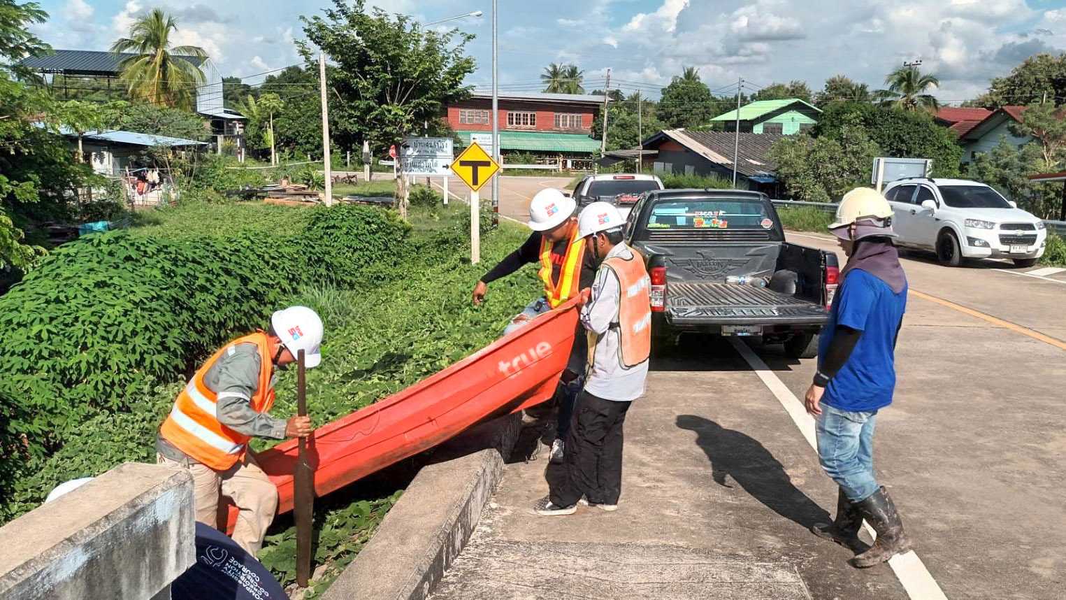 ทรู คอร์ปอเรชั่น เร่งดูแลการสื่อสารมือถือในพื้นที่น้ำท่วม อ.ตรอน จ.อุตรดิตถ์ สนับสนุนการช่วยเหลือและบรรเทาความเดือดร้อนผู้ประสบอุทกภัยอย่างต่อเนื่อง