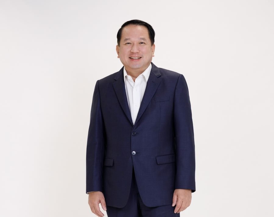 คุณประเสริฐ แต่ดุลยสาธิต ประธานเจ้าหน้าที่บริหาร สายงานธุรกิจอสังหาริมทรัพย์.jpg
