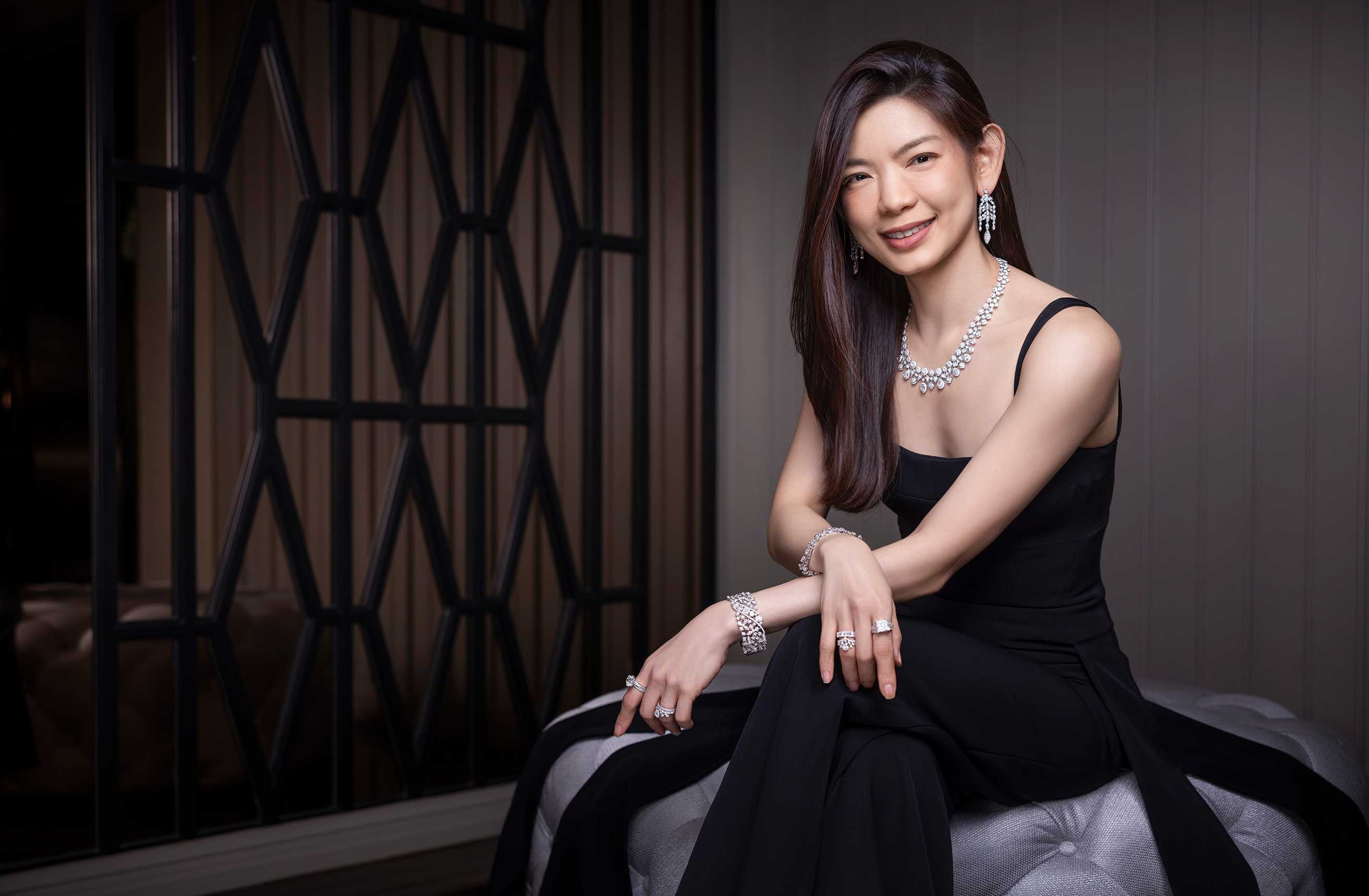 Jubilee Diamond เปิดตัว “Everbloom Embrace” ดอกไม้ประดับเพชรคอลเลกชันวันแม่ 2025 สื่อรักแท้อันเบ่งบานไม่มีวันสิ้นสุด