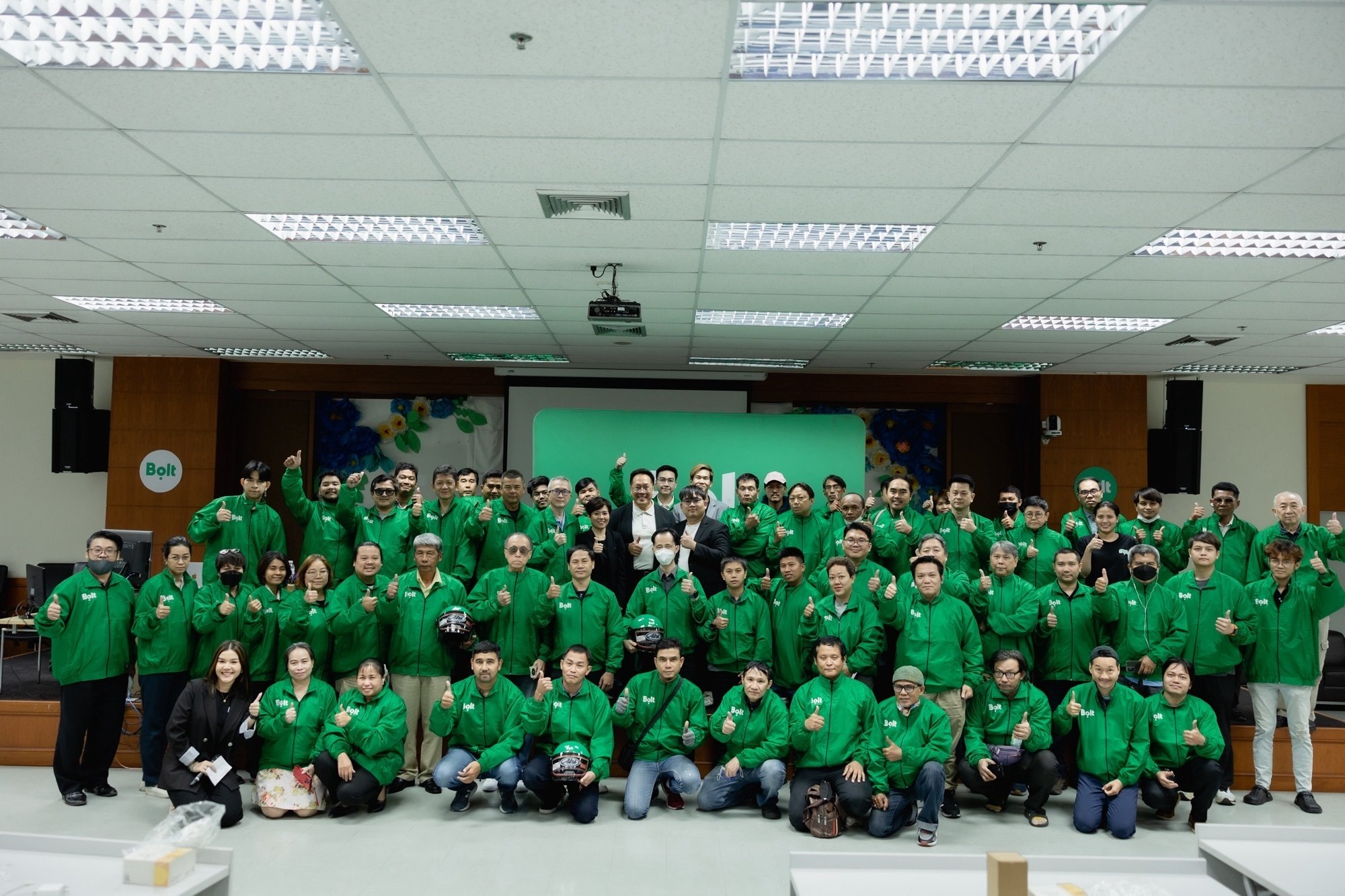 โบลท์ จับมือ ตลาดหลักทรัพย์แห่งประเทศไทย อบรม “Happy Money: สุขเงินสร้างได้” เสริมสร้างความรู้ทางการเงินและความมั่นคงระยะยาวให้คนทำงานยุคดิจิทัล