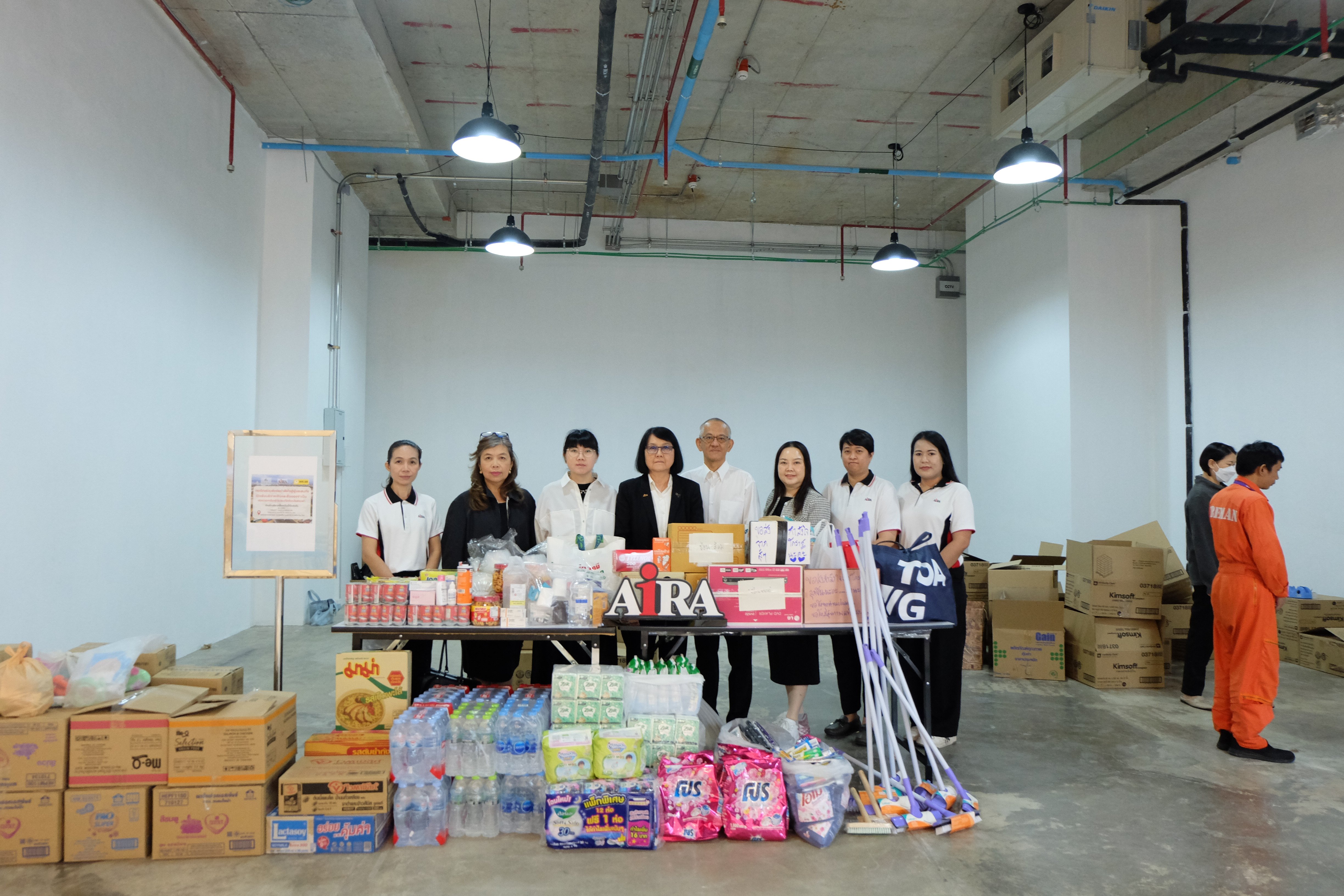 AIRA Group ผนึก นกแอร์ มูลนิธิร่วมกตัญญู ส่งต่อความรัก ความห่วงใย ช่วยเหลือผู้ประสบอุทกภัย