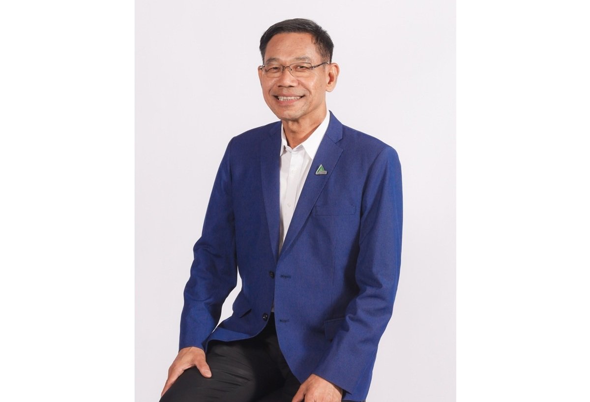 คุณสุธี สมาธิ(แนวนอน).jpg