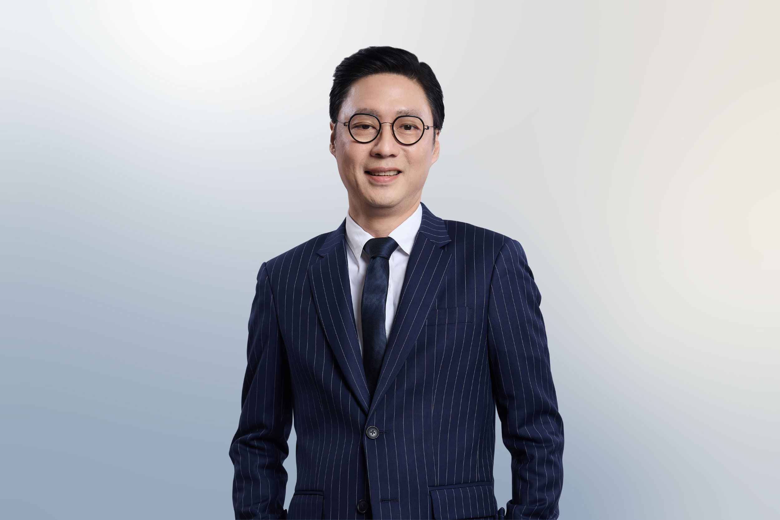 คุณกฤษณ์ เตชะสัมมา (1).jpg