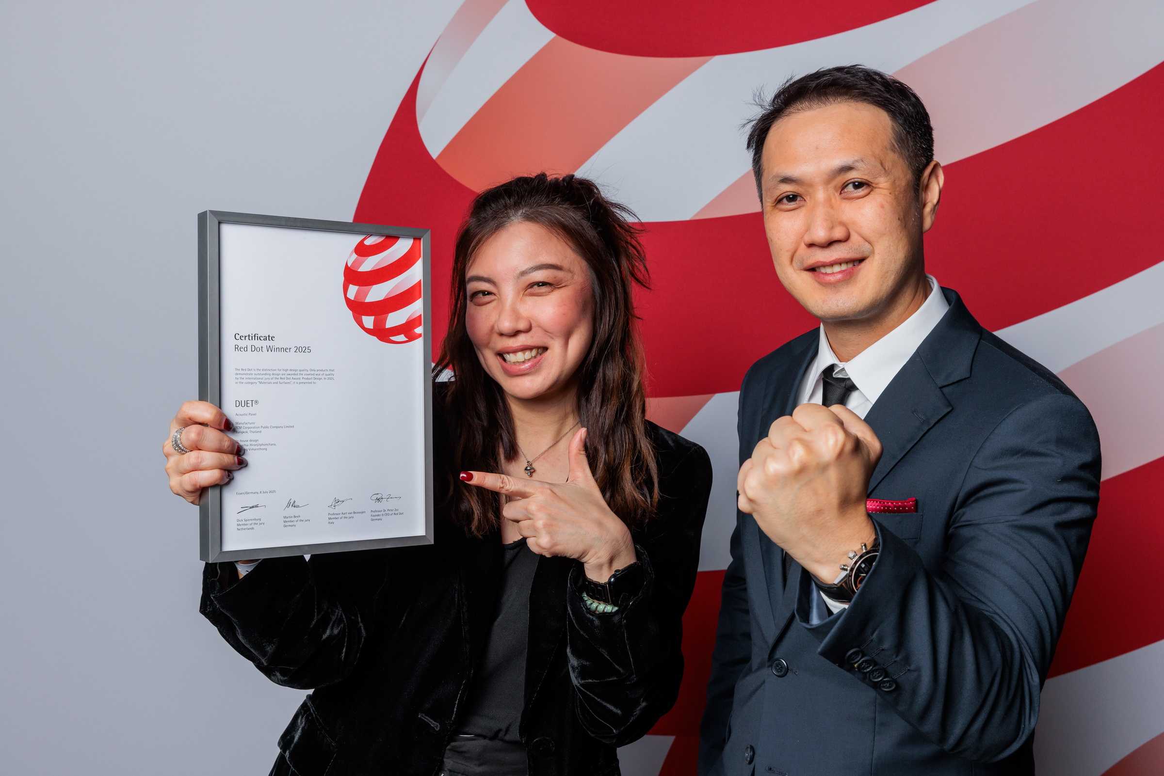 TCMC ภูมิใจ ผลิตภัณฑ์ DUET® ของ TCM Corporation Plc. คว้ารางวัล Red Dot Product Design Award 2025 ตอกย้ำความเป็นผู้นำด้านนวัตกรรมการออกแบบเพื่อความยั่งยืน