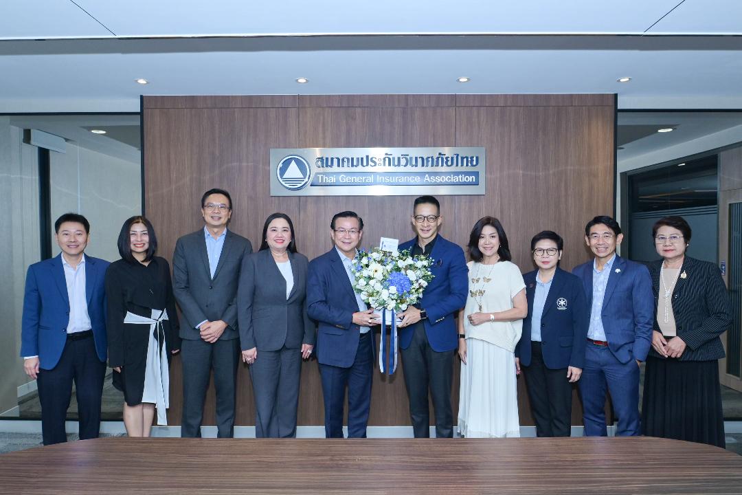 กรรมการสภาธุรกิจประกันภัยไทยตั้ง “ดร.สมพร สืบถวิลกุล”เป็นประธานคนใหม่