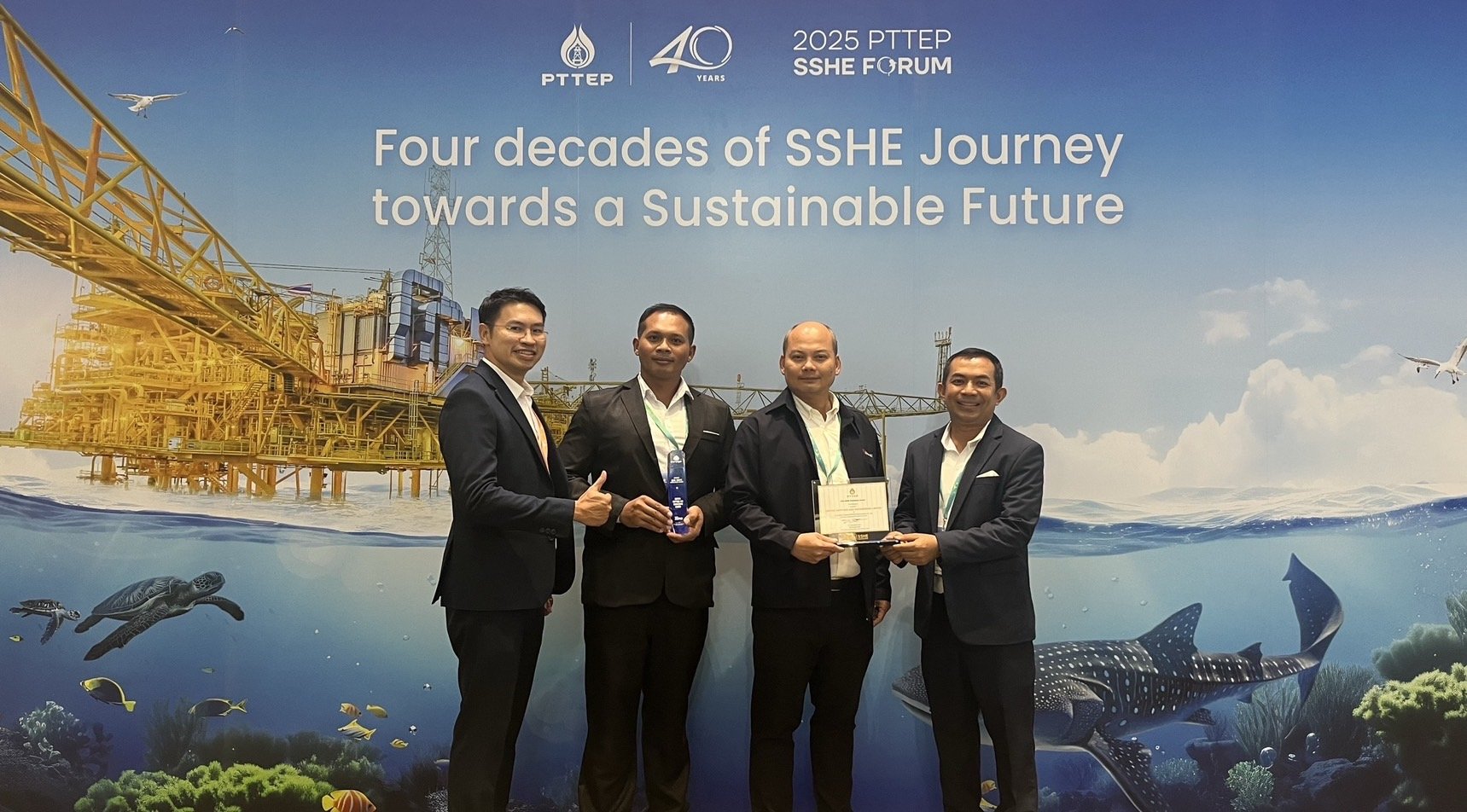 บริษัท ยูนิไทยชิปยาร์ด แอนด์ เอนจิเนียริ่ง จำกัด รับรางวัล CEO SSHE Excellence Award 2024 จาก PTTEP