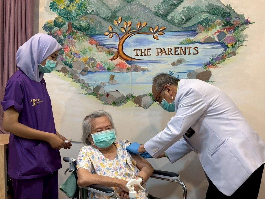 THE PARENTS เปิดบริการฉีดวัคซีนป้องกันไข้หวัดใหญ่ 4 สายพันธุ์ฟรี
