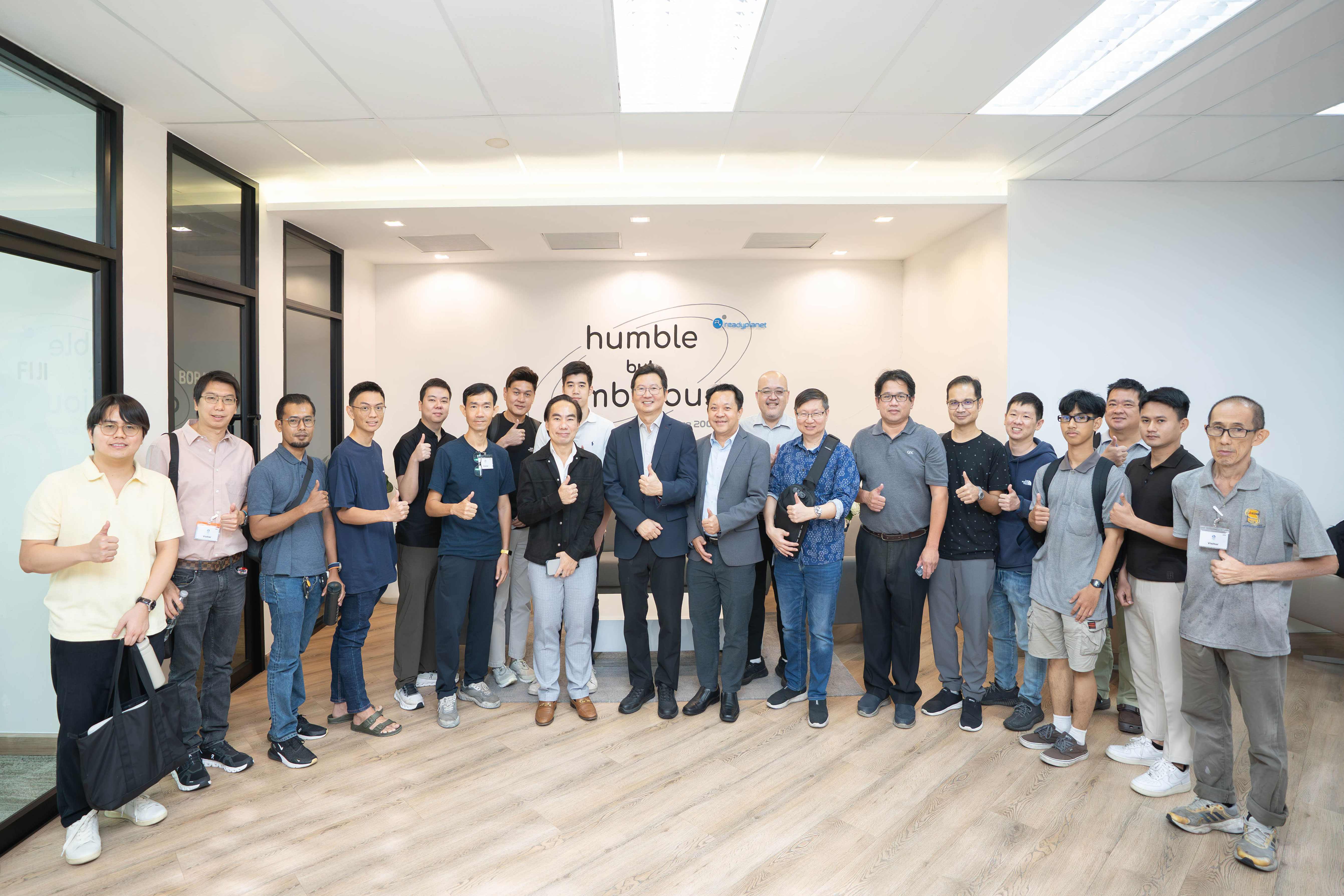 READY เปิดบ้านต้อนรับคณะนักลงทุน   พร้อมเปิดโลก MarTech เสริมแกร่งให้กับองค์กรยุคดิจิทัล