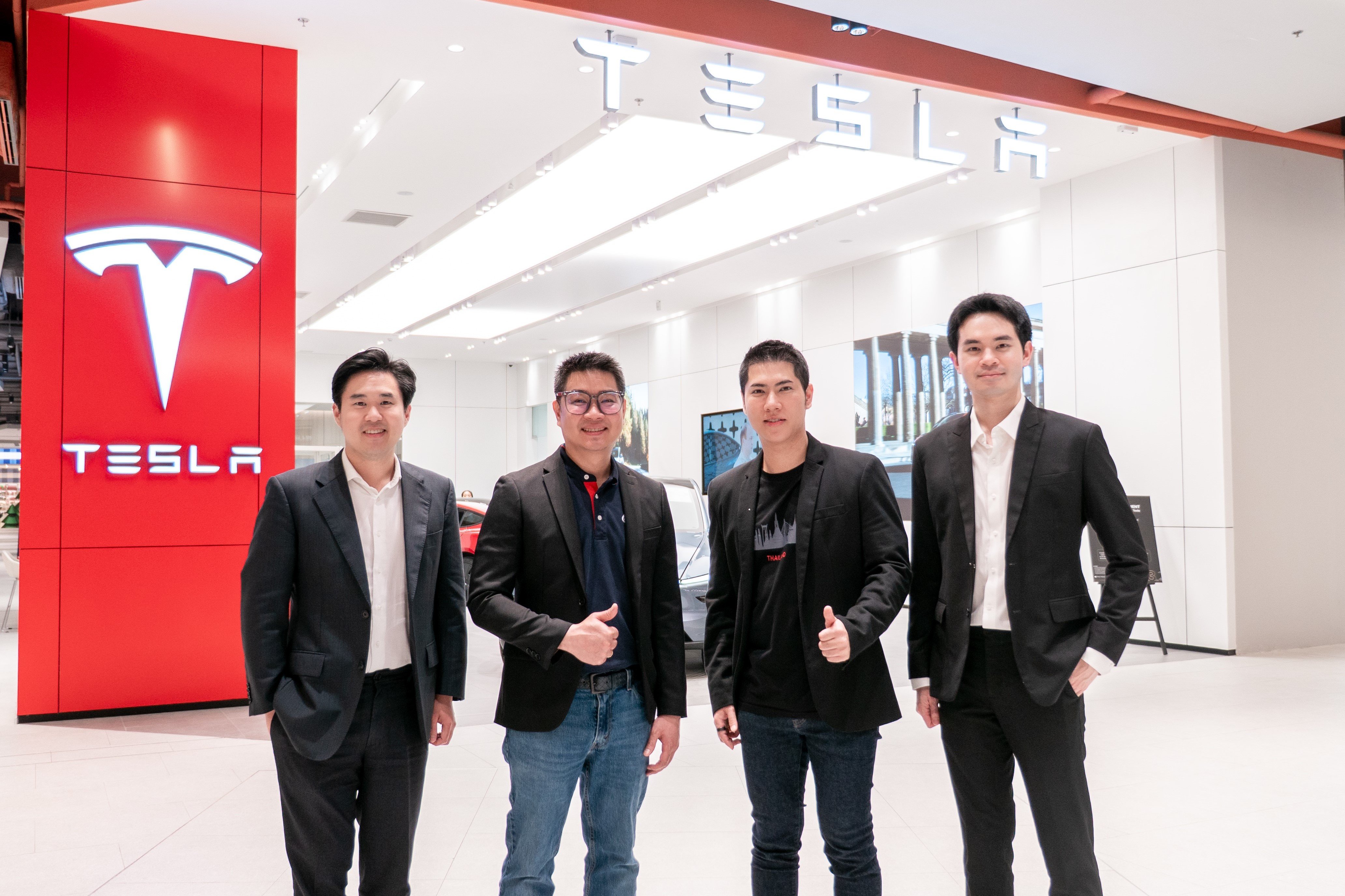 หลักทรัพย์บัวหลวง จับมือ Tesla Thailand จัดกิจกรรม “Night Test Drive” ครั้งแรก