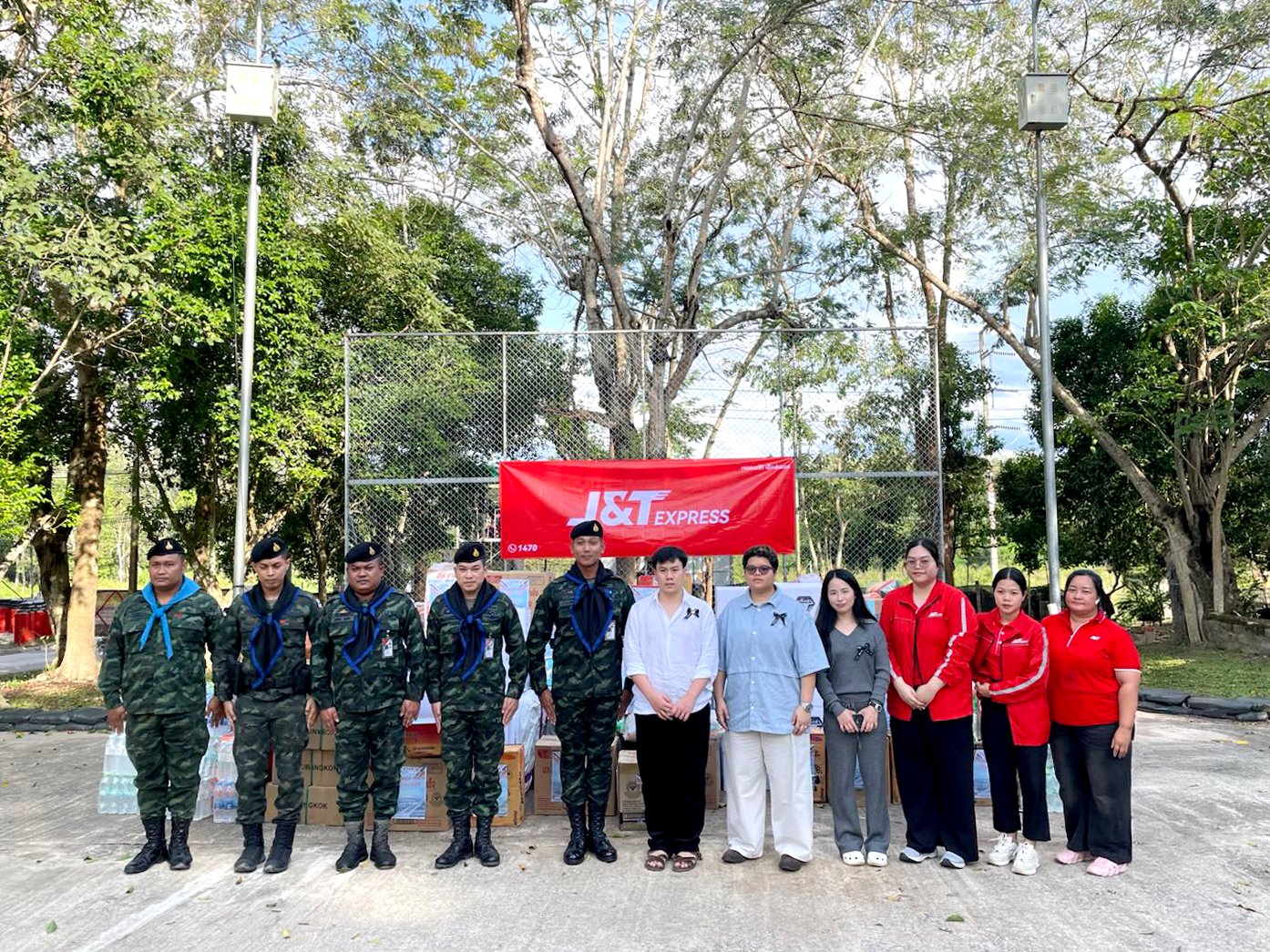 เจแอนด์ที เอ็กซ์เพรส ผนึกกำลังภาคีเครือข่ายภาคสังคม จัดส่งสิ่งของช่วยเหลือผู้ประสบภัย จังหวัดสงขลา
