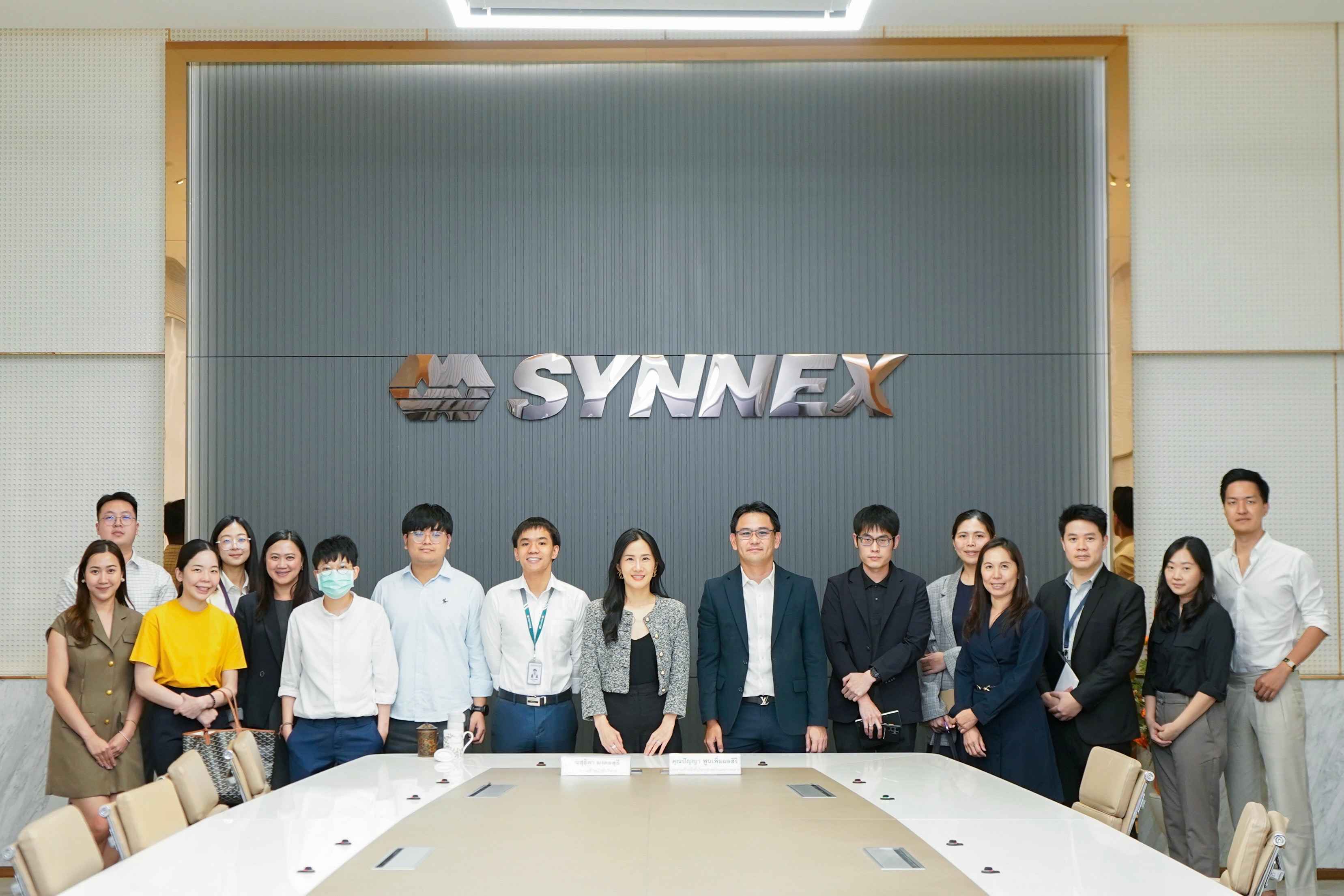 ซินเน็ค (SYNEX) จัดงานประชุมนักวิเคราะห์ อัปเดตศักยภาพและโอกาสใหม่  เติบโตรับเทรนด์เทคฯ ครึ่งปีหลังสู่เป้ารายได้ตามแผน