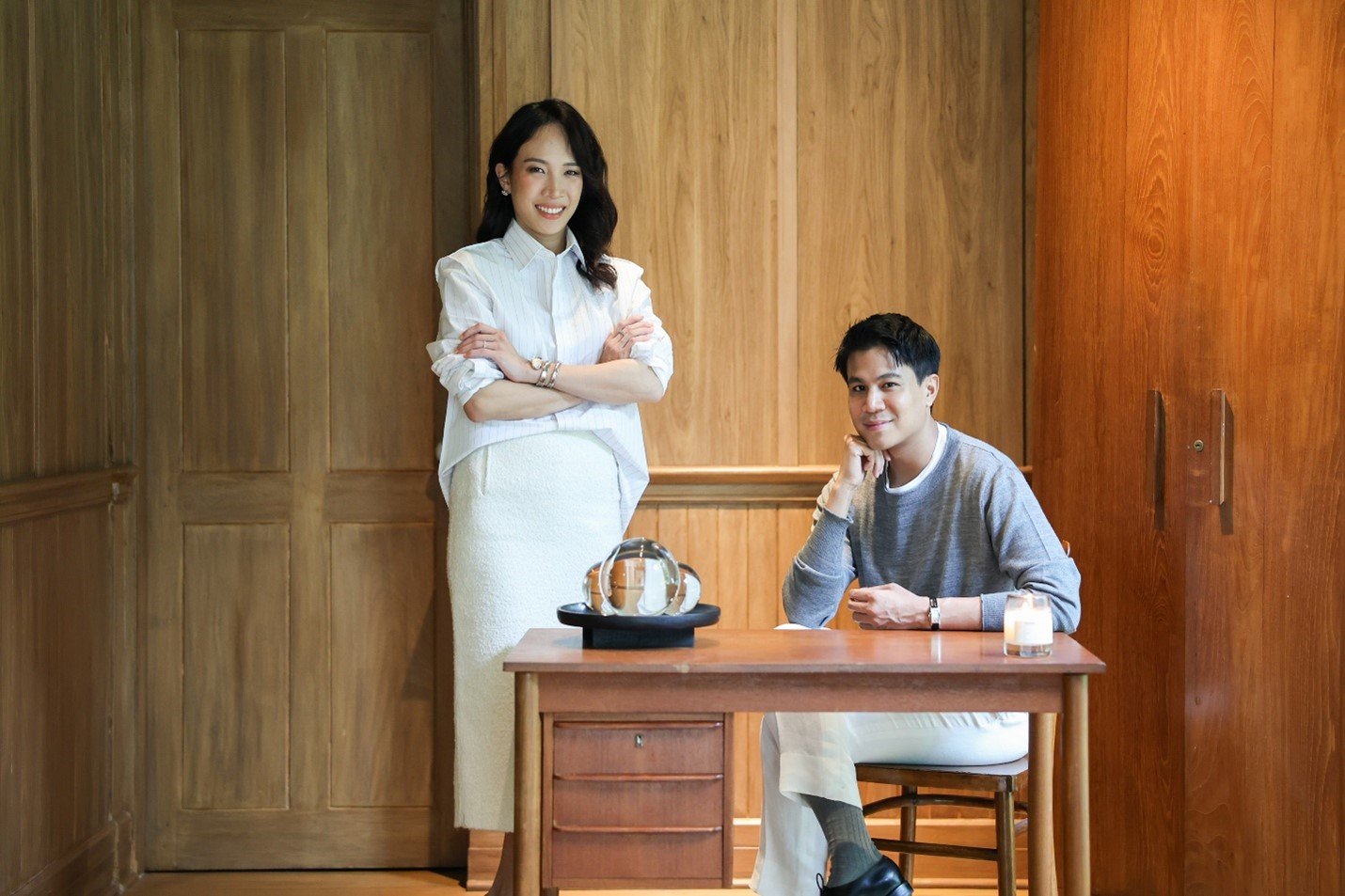 PROUD จับมือ VVON SUGUNNASIL เปิดตัวยูนิฟอร์มใหม่ สะท้อนปรัชญา ‘ALL IS WELL เพื่อชีวิตดีที่ยั่งยืน’