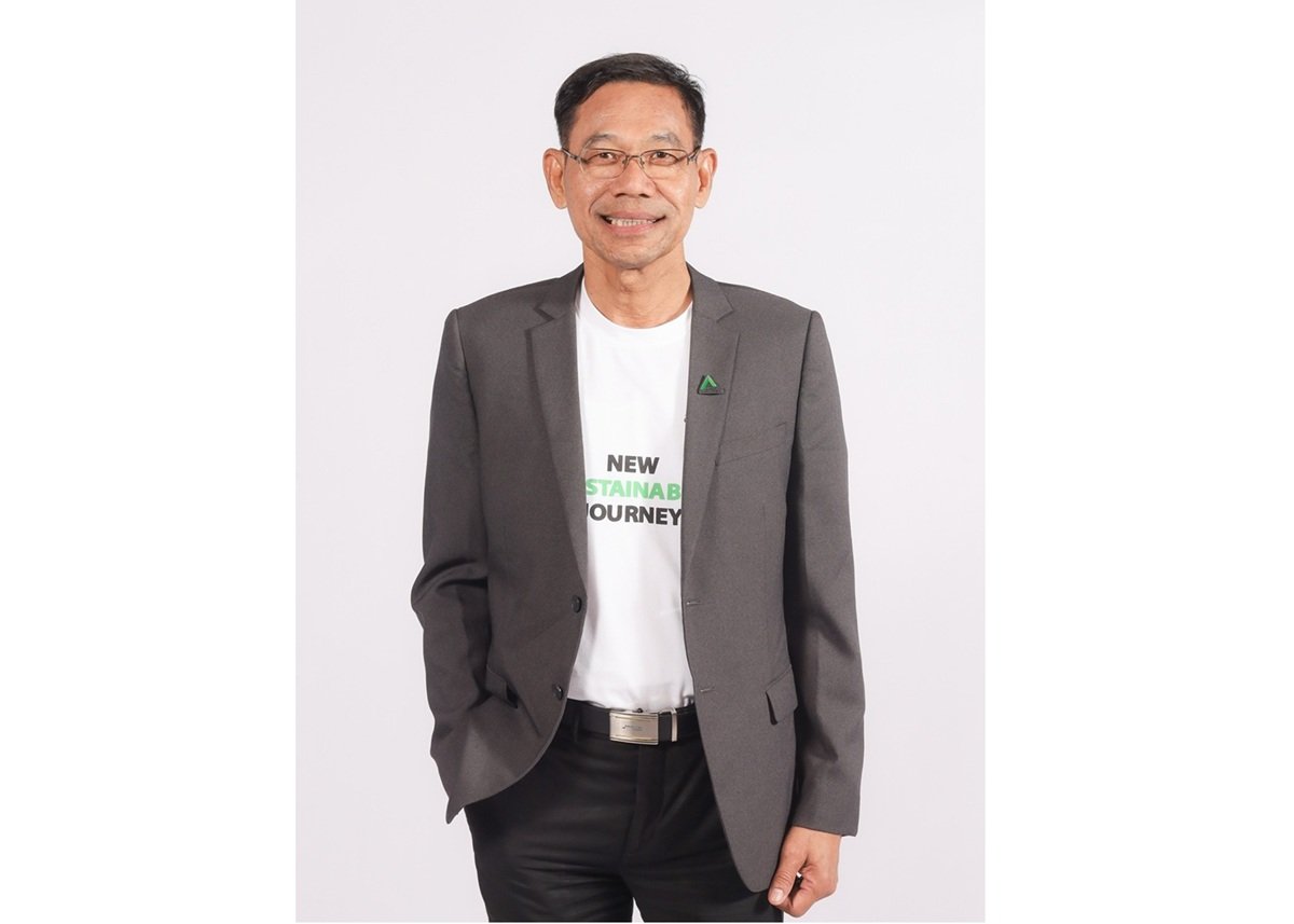 คุณสุธี สมาธิ(แนวนอน).jpg