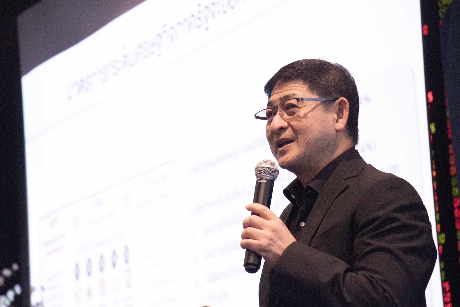 ตลาดหุ้นไตรมาส 4 “สภาพแวดล้อมดี แรงขับเคลื่อนมี แต่ VALUATION เริ่มตึง รับมืออย่างไร?” แนะนำหุ้นรับกระแส Fund Flow มีปัจจัยบวกหนุน อย่าง SCGP, IVL, WHA, CPAXT, GULF และเก็งกำไร BPP, BLA