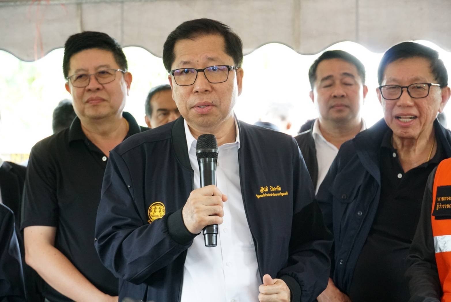 “รมต.สันติ ปิยะทัต” ประเดิม ช่วยผู้ประสบภัยน้ำท่วม - ฟื้นฟูเมือง อ.รัษฎา จ.ตรัง