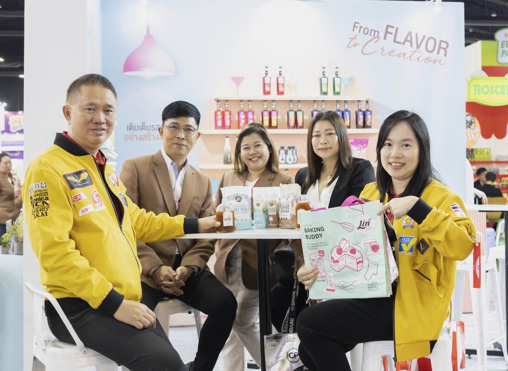 SVT เยี่ยมชมบูธ “กลุ่มไทยรุ่งเรือง” พันธมิตรธุรกิจ ในงาน THAIFEX – ANUGA ASIA 2025