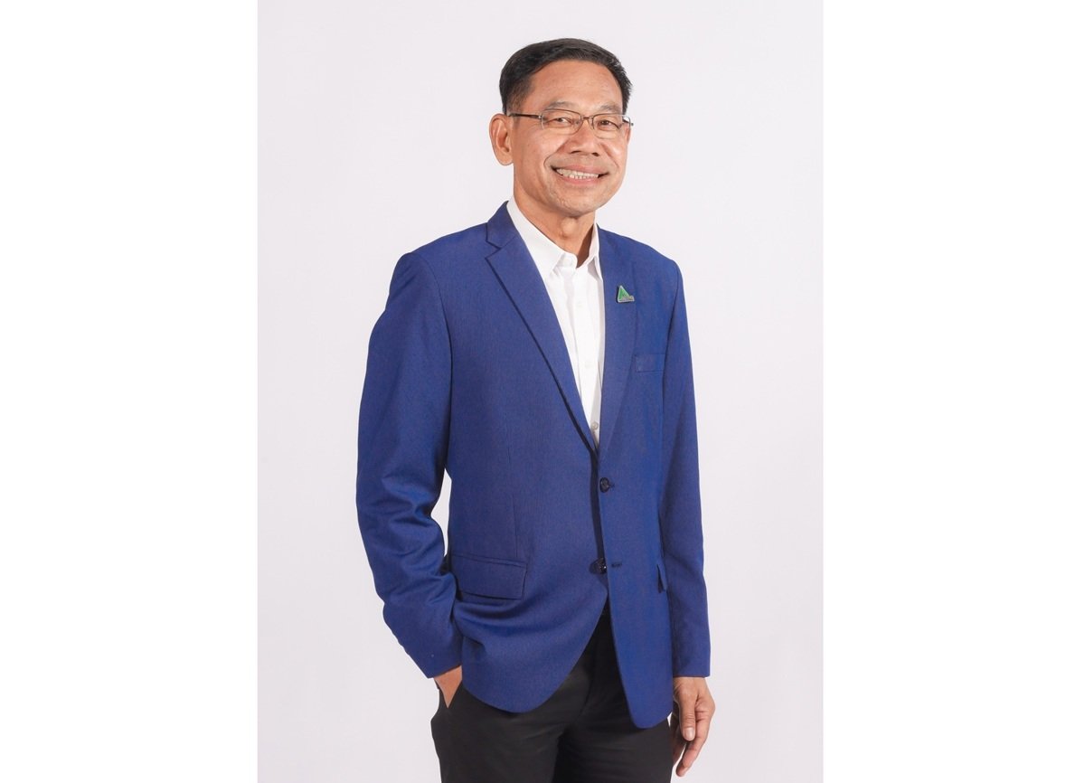 คุณสุธี สมาธิ(แนวนอน).jpg