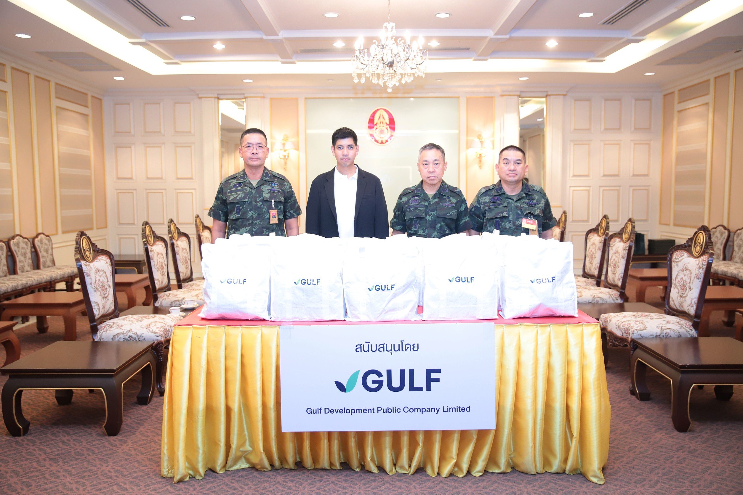 GULF ส่งต่อความห่วงใยให้ทหารไทย มอบถุงยังชีพ 1,000 ชุดให้ ‘กองทัพบก’  สนับสนุนปฏิบัติการภารกิจด้านความมั่นคงพื้นที่ชายแดนไทย – กัมพูชา