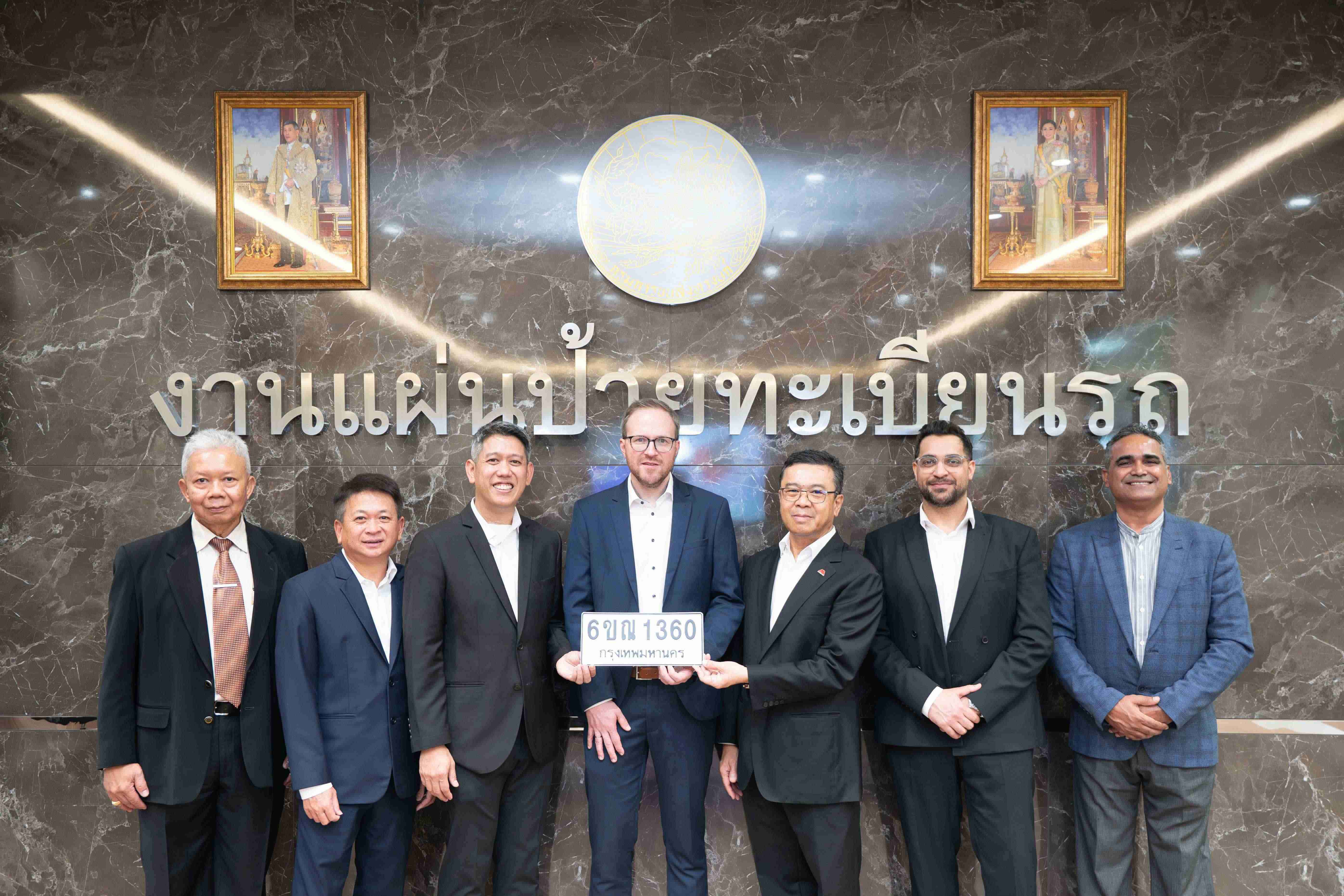AMR_โชว์นวัตกรรม_1 (1).jpg