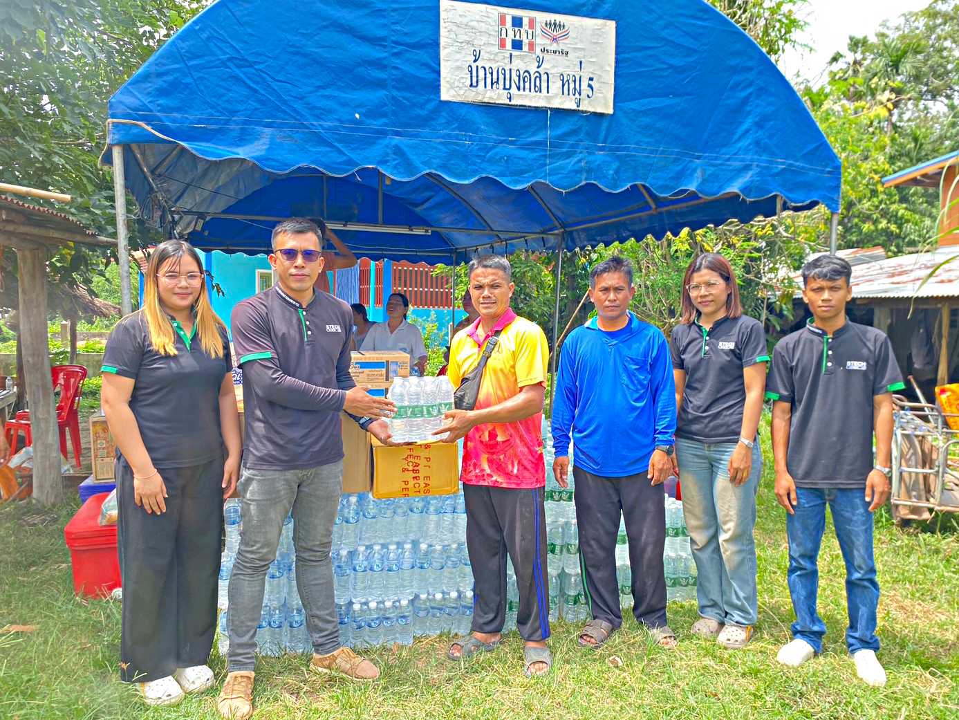 STECH ร่วมส่งต่อกำลังใจ มอบสิ่งของช่วยเหลือผู้ประสบภัยชายแดนไทย – กัมพูชา
