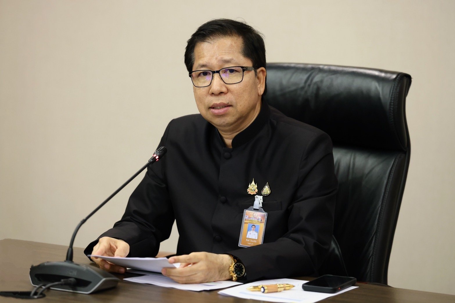 “รมต.สันติ” กำชับ สคบ.ตรวจเข้มราคาสินค้า “คนละครึ่งพลัส”