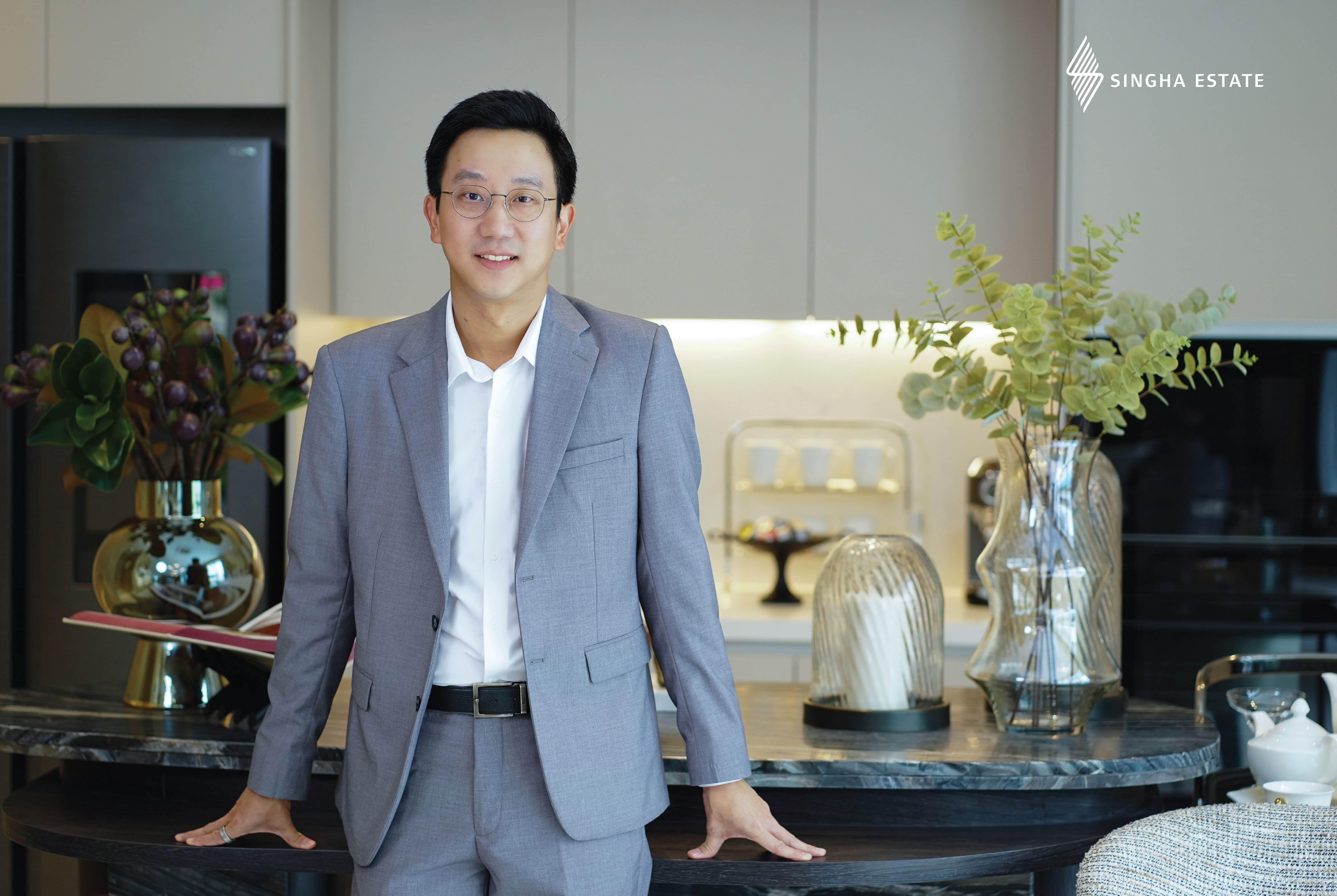 นายชัยรัตน์ ศิวะพรพันธ์ ประธานเจ้าหน้าที่บริหาร บริษัท สิงห์ เอสเตท จำกัด (มหาชน).jpg