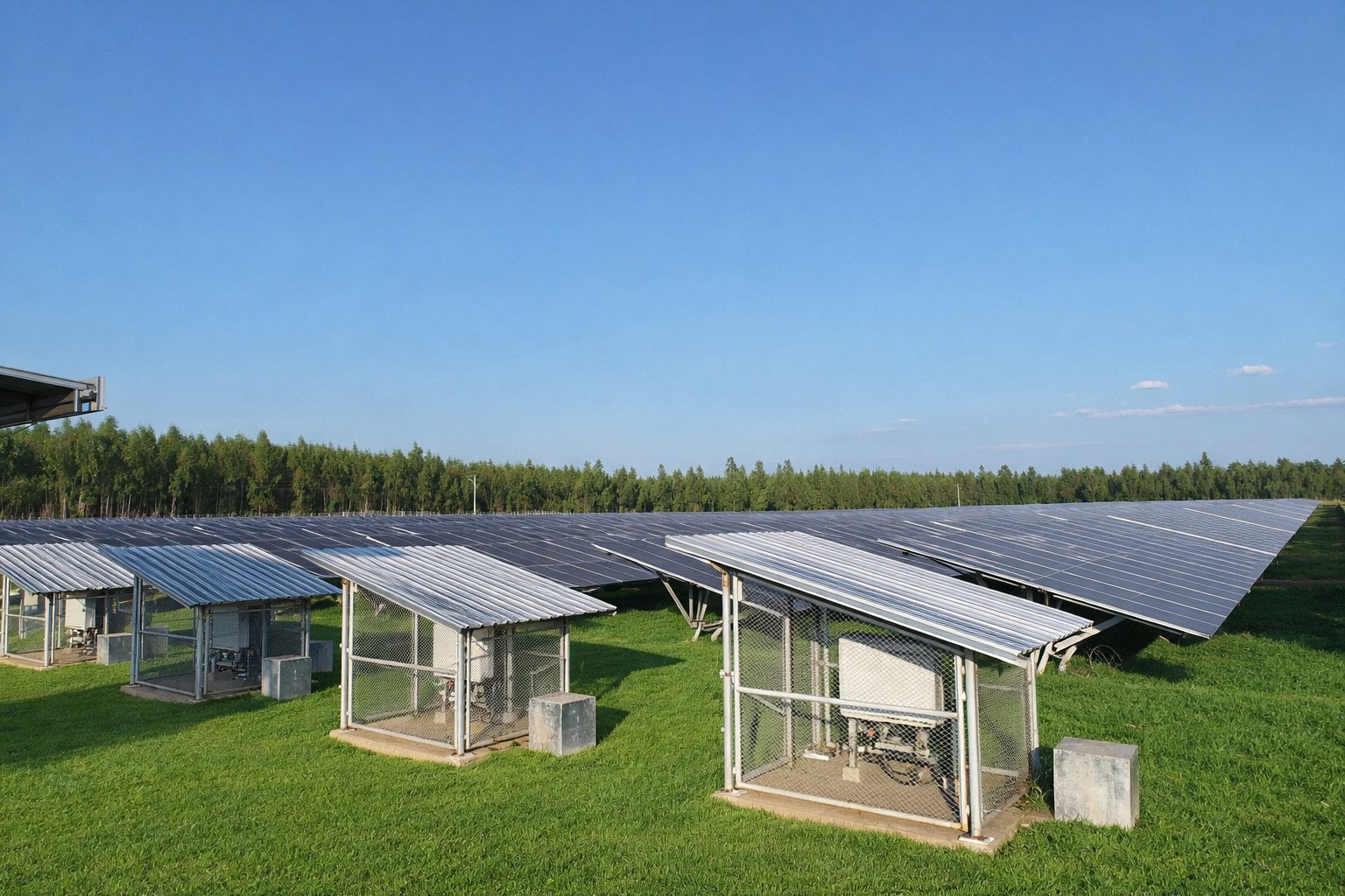 บี.กริม เพาเวอร์ ผนึก SCG Cleanergy กดปุ่ม COD โรงไฟฟ้าแสงอาทิตย์ 10 เมกะวัตต์