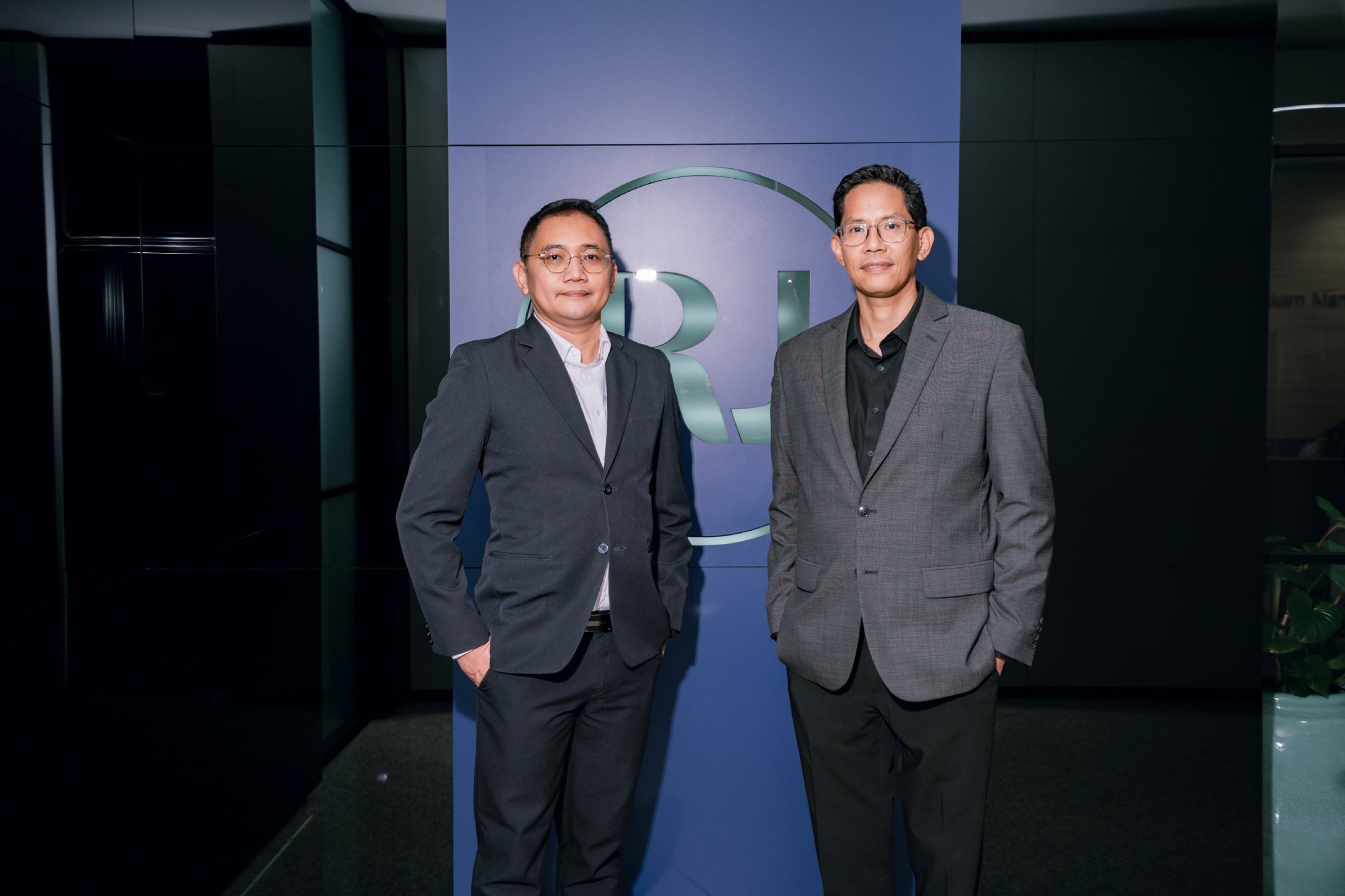 อาคารรัจนาการ จับมือ ONNEX by SCG คว้า LEED Platinum ตอกย้ำมาตรฐานอาคารยั่งยืนย่านสาทร