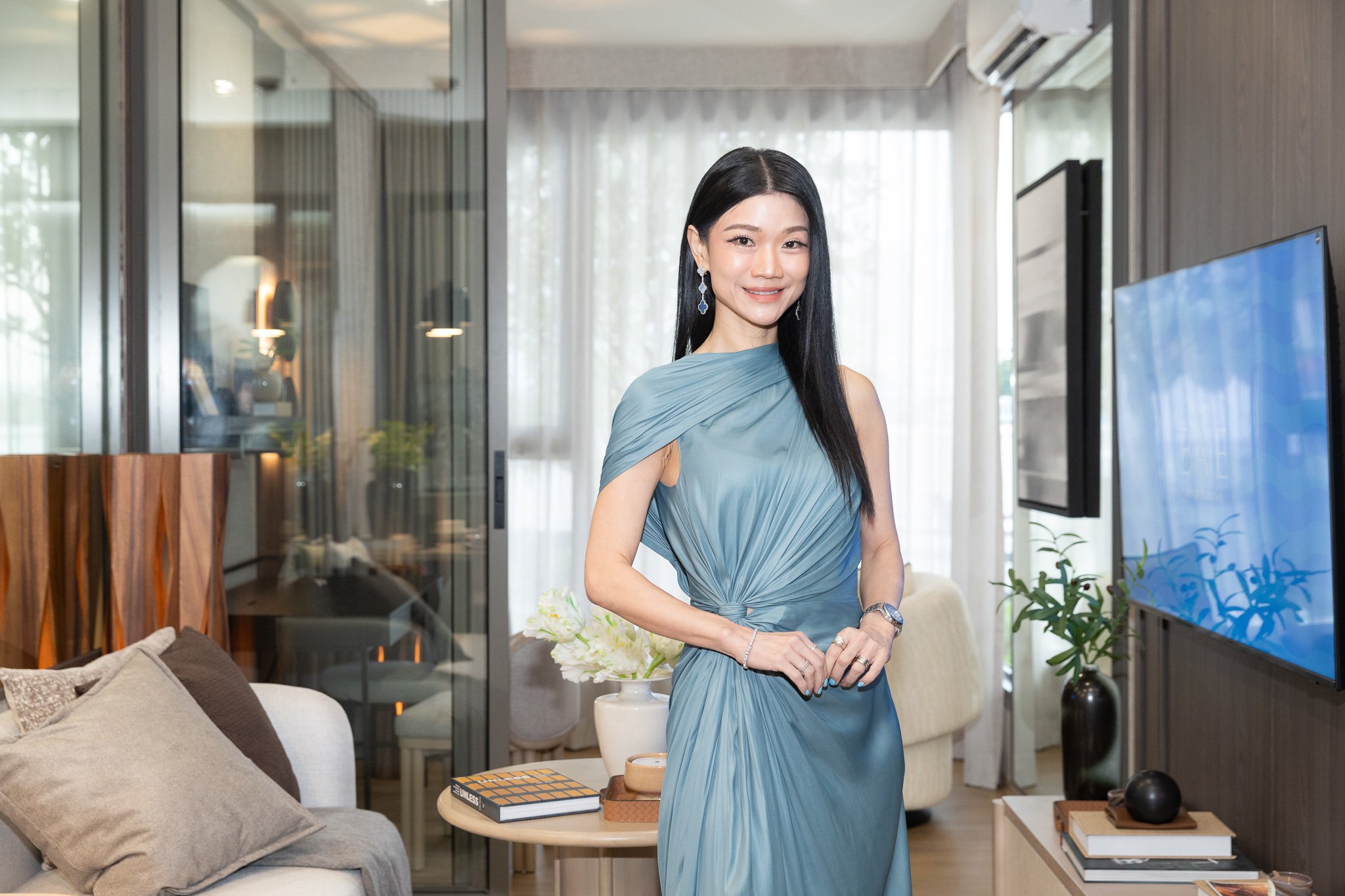 คุณกนกอร หลิมกำเนิด (3).jpg
