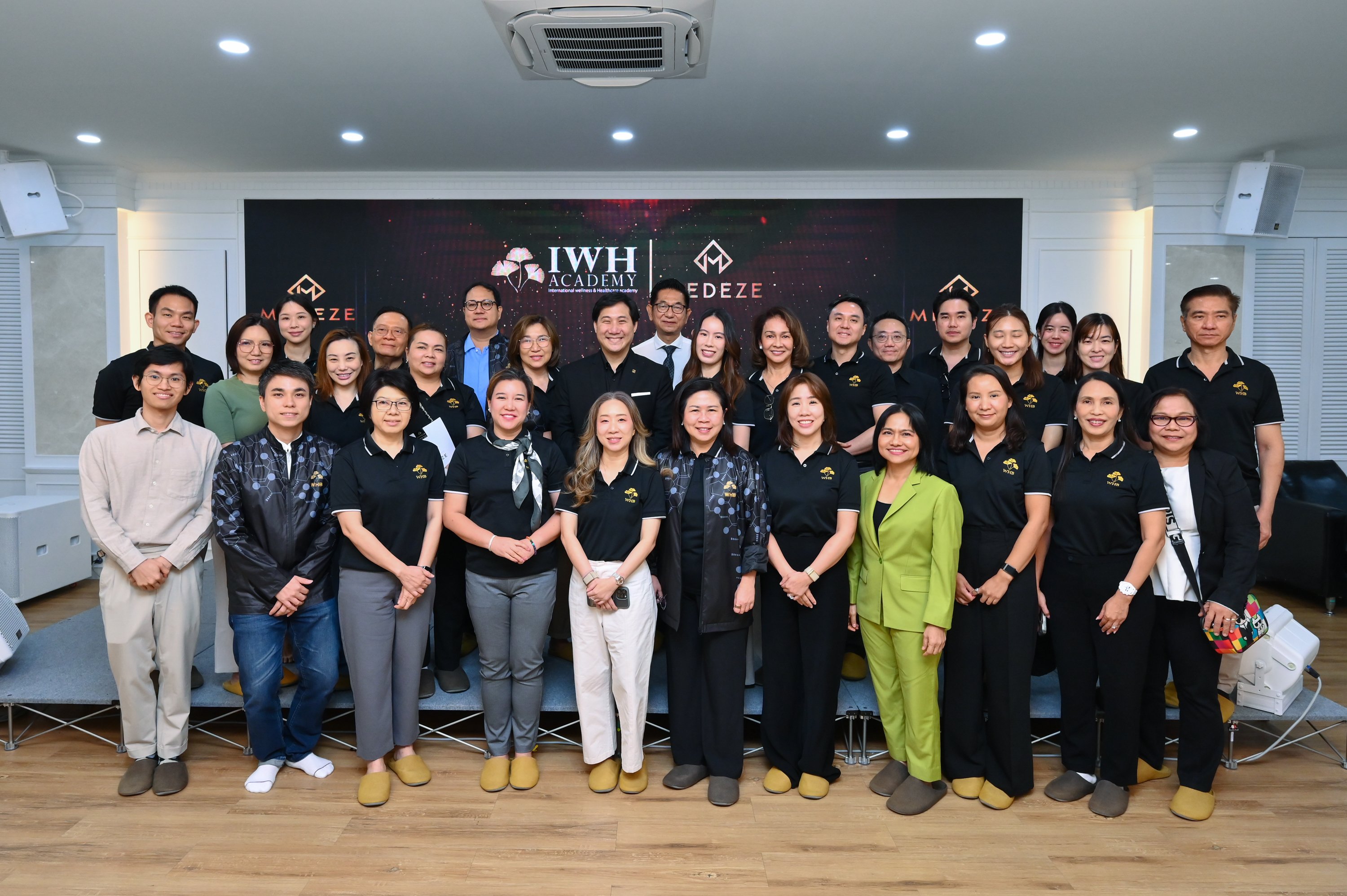 MEDEZE ต้อนรับคณะหลักสูตร WHB เยี่ยมชมธุรกิจ ชูศักยภาพสเต็มเซลล์ไทยสู่เวทีสากล