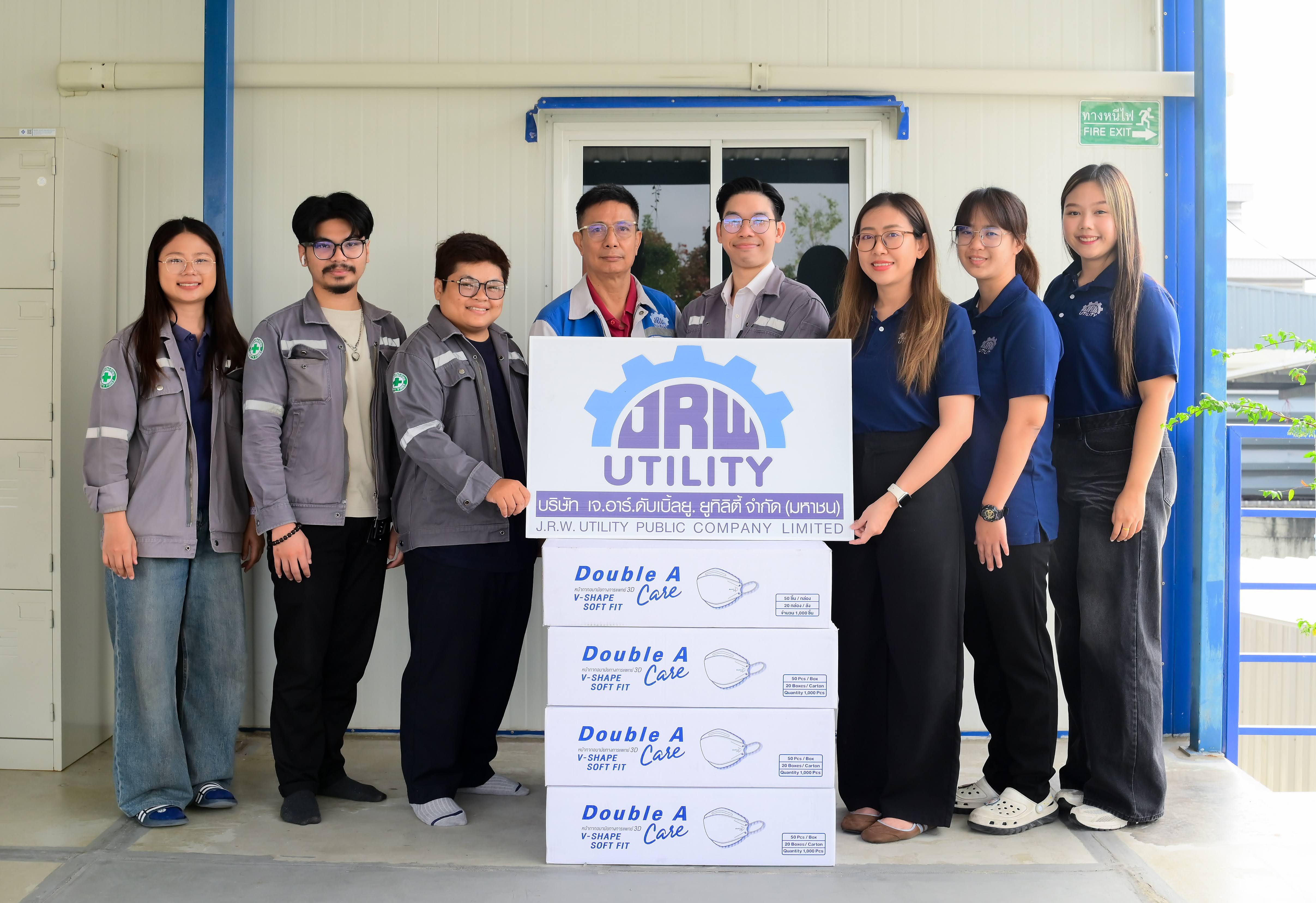 JR ส่งต่อความห่วงใย มอบหน้ากากกันฝุ่น PM 2.5 สน.บางเขน และพนักงานไซต์งาน