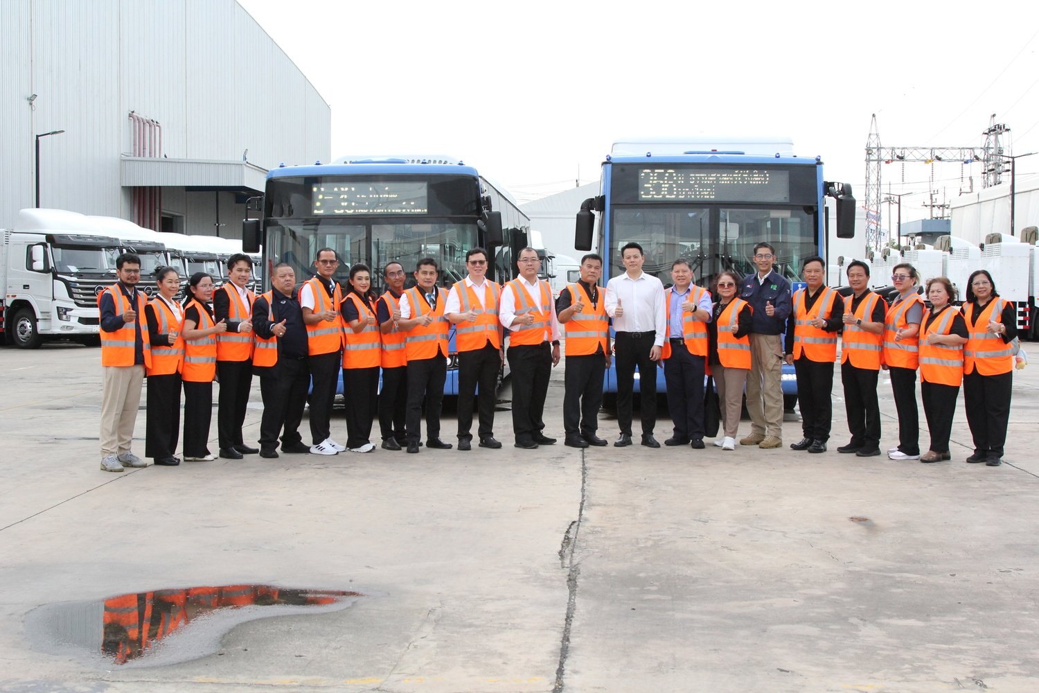 NEX–AAB เปิดบ้านต้อนรับคณะ ขสมก. ตอกย้ำความพร้อมผลิตและประกอบรถโดยสารไฟฟ้า 1,520 คันในประเทศไทย
