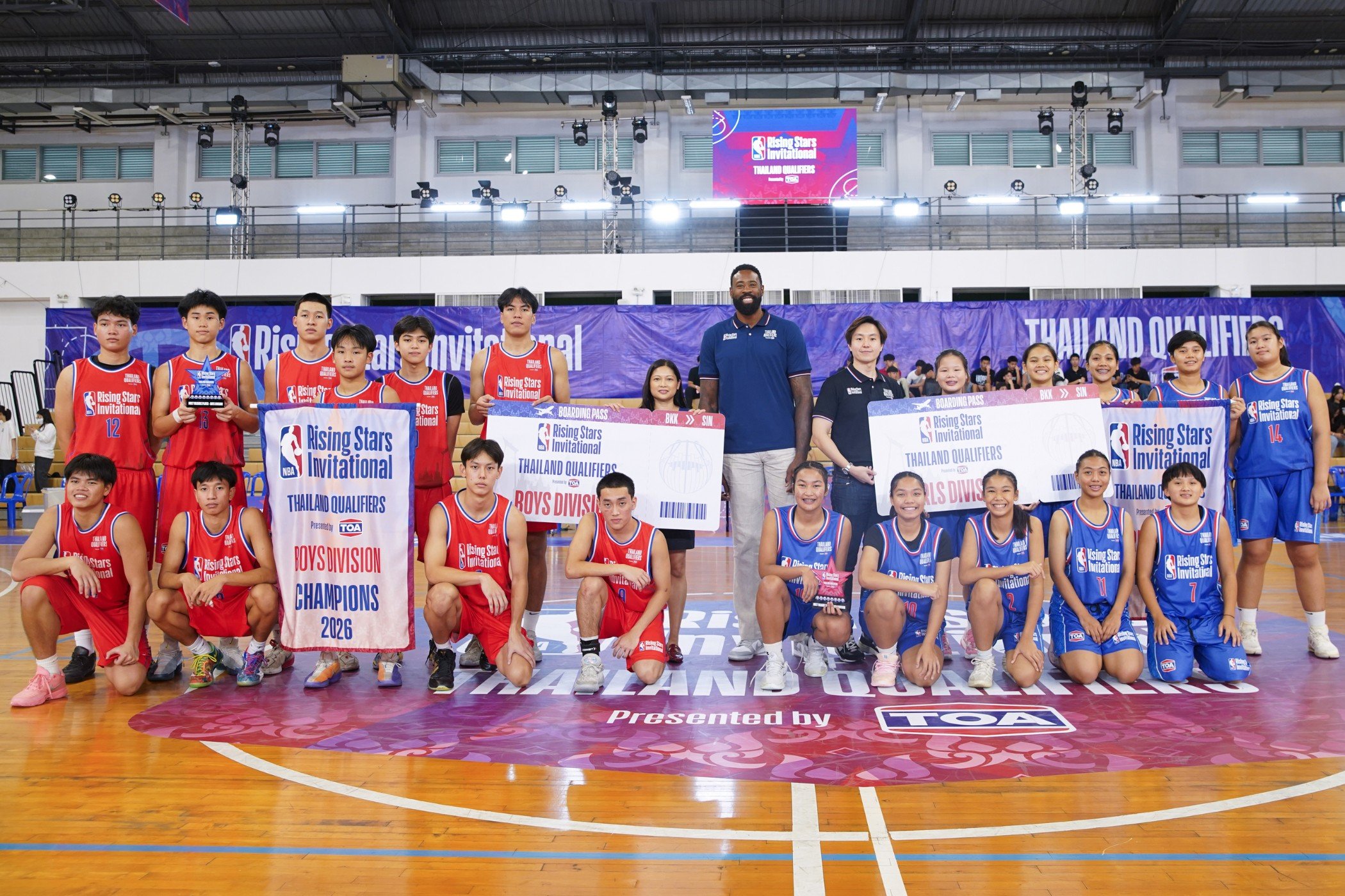 TOA ฉลองความสำเร็จศึกบาสระดับโลก ‘NBA Rising Stars Invitational’ ดึง DeAndre Jordan ร่วมสร้างปรากฏการณ์ครั้งแรกในไทย