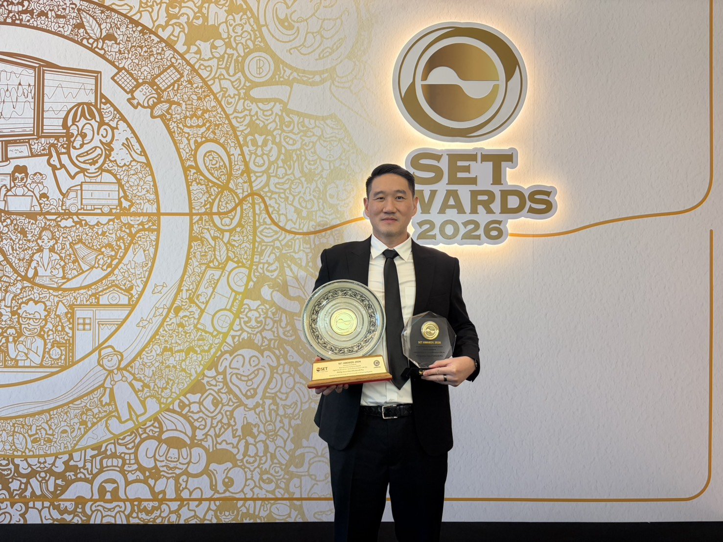 ฟิลลิป คว้า 2 รางวัลใหญ่ SET Awards 2026 ด้าน Digital Wealth Service เชื่อมเทคโนโลยีกับที่ปรึกษาการลงทุนผ่าน Phillip Pocket