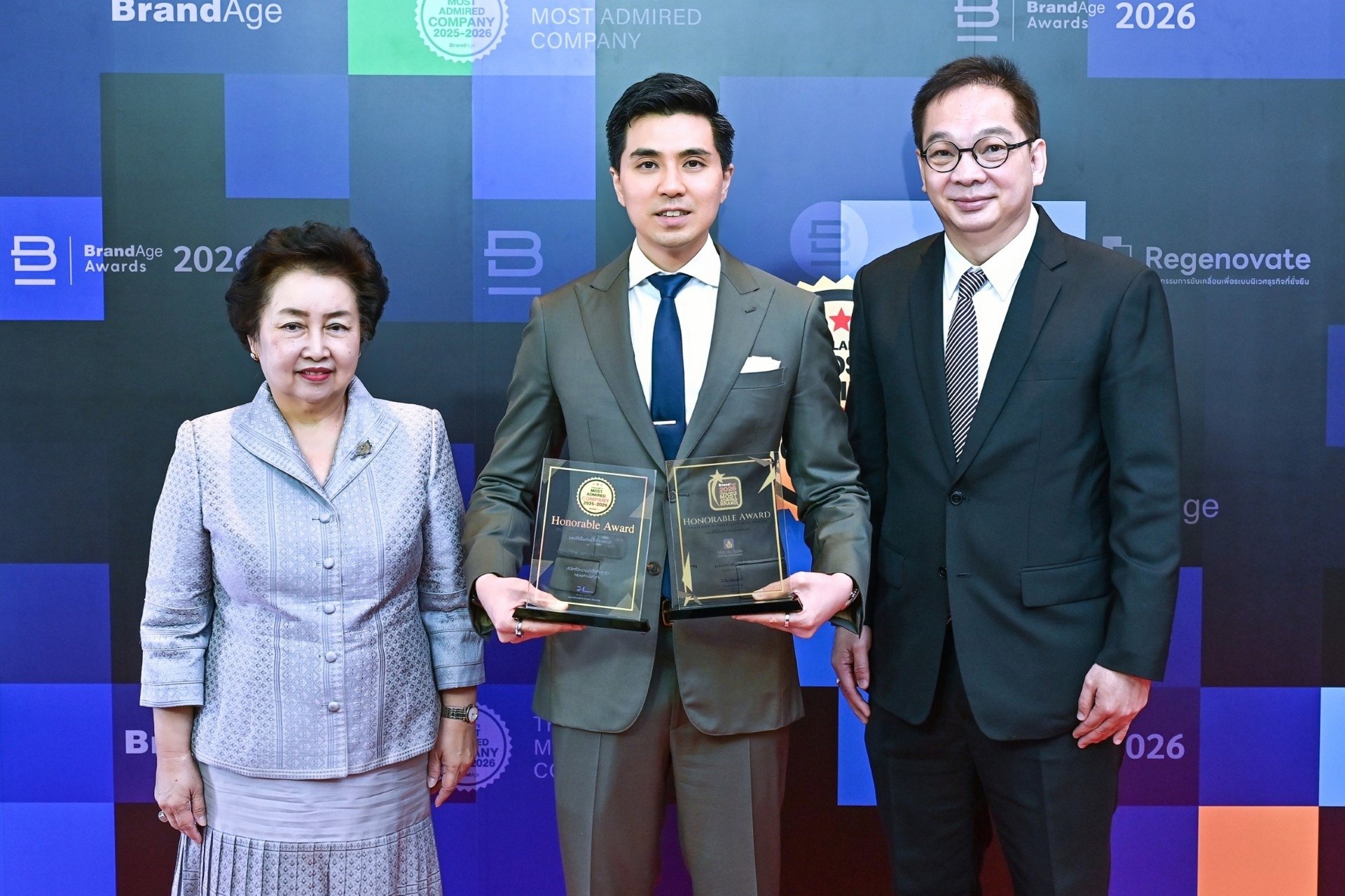วิริยะประกันภัยคว้า 2 รางวัล “สุดยอดแบรนด์ – องค์กร” ที่น่าเชื่อถือสูงสุด